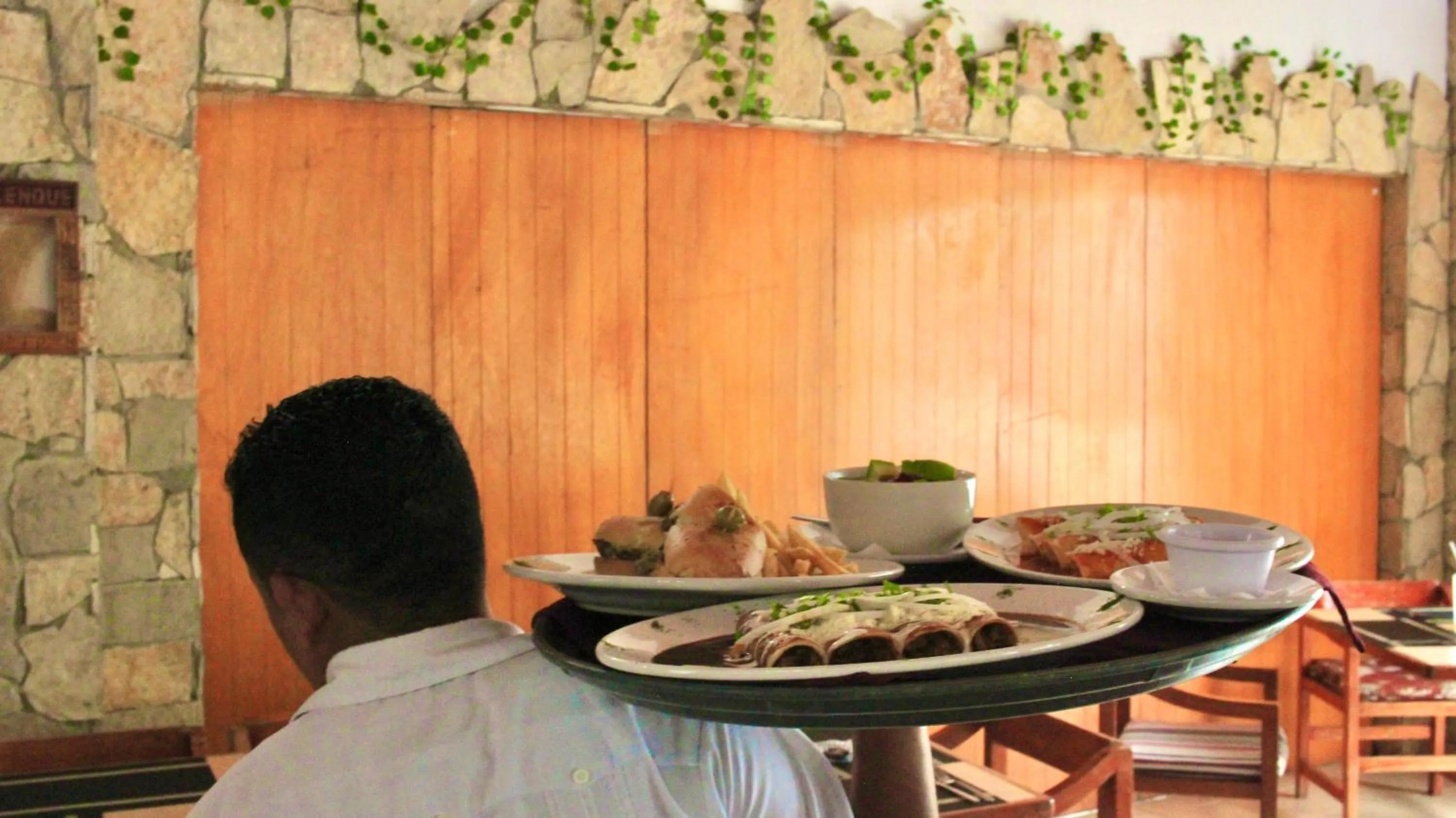 Restaurant/places to eat in Hotel Plaza Palenque