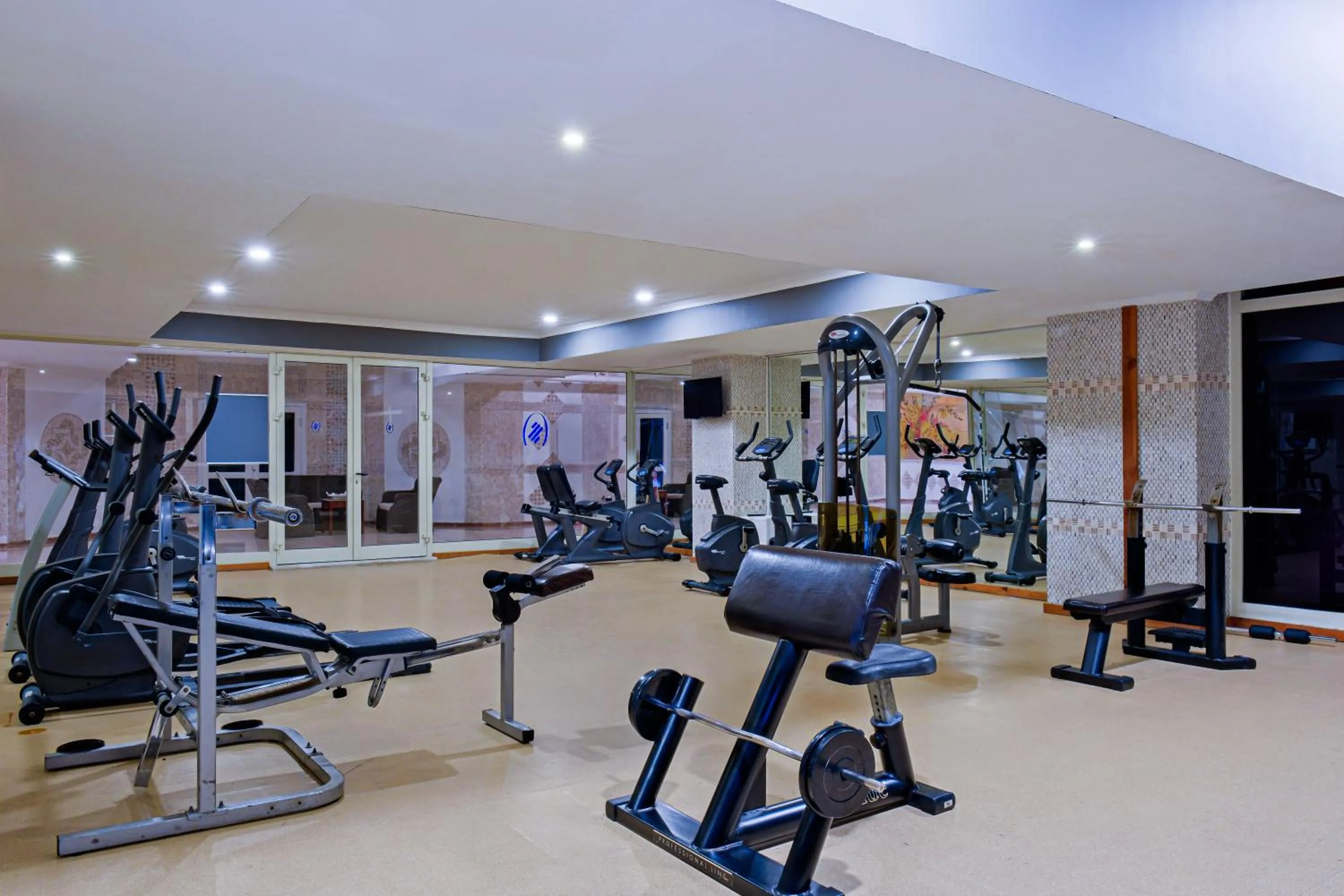 Fitness centre/facilities in Sural Hotel