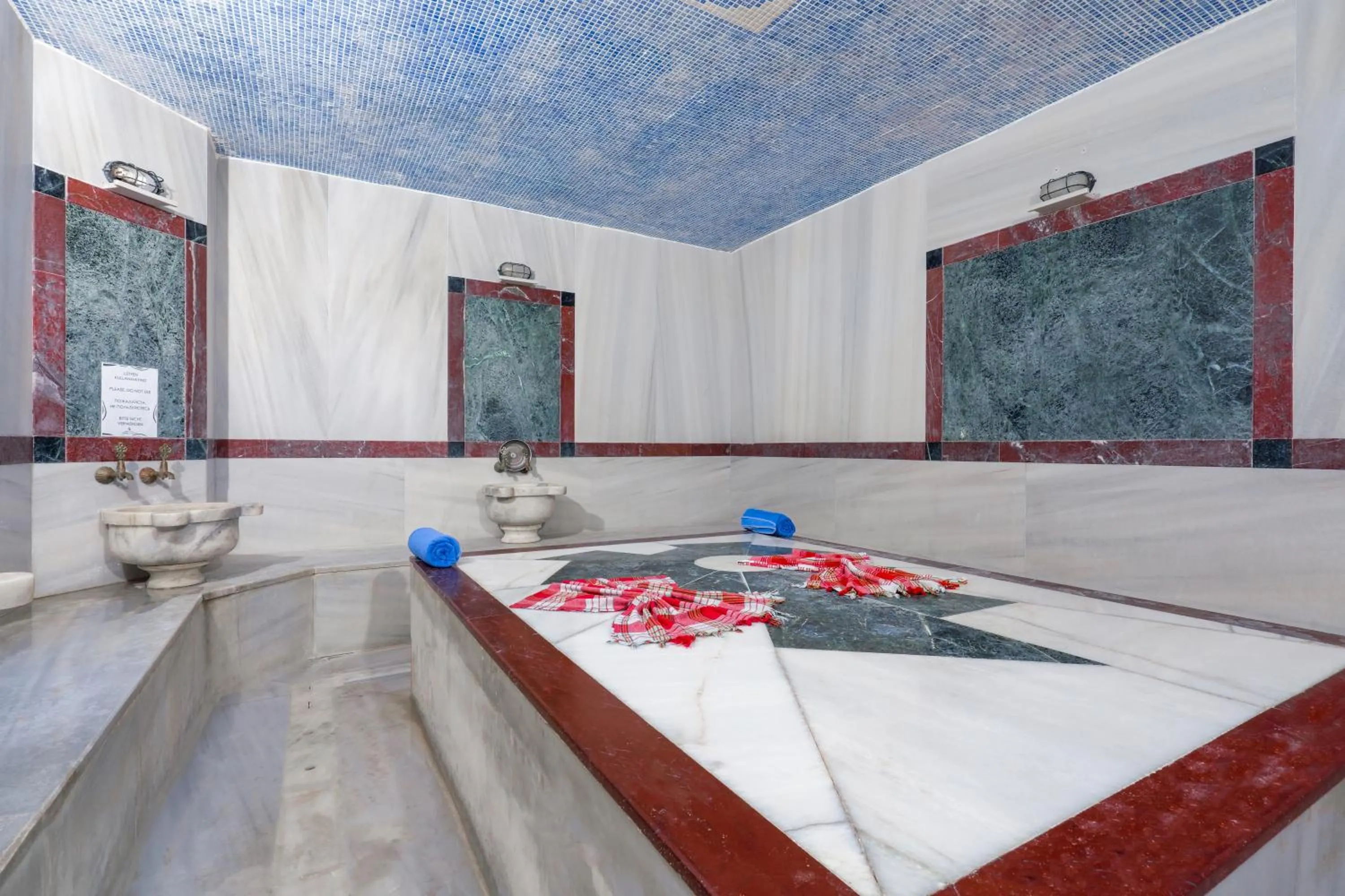 Public Bath in Sural Garden Hotel