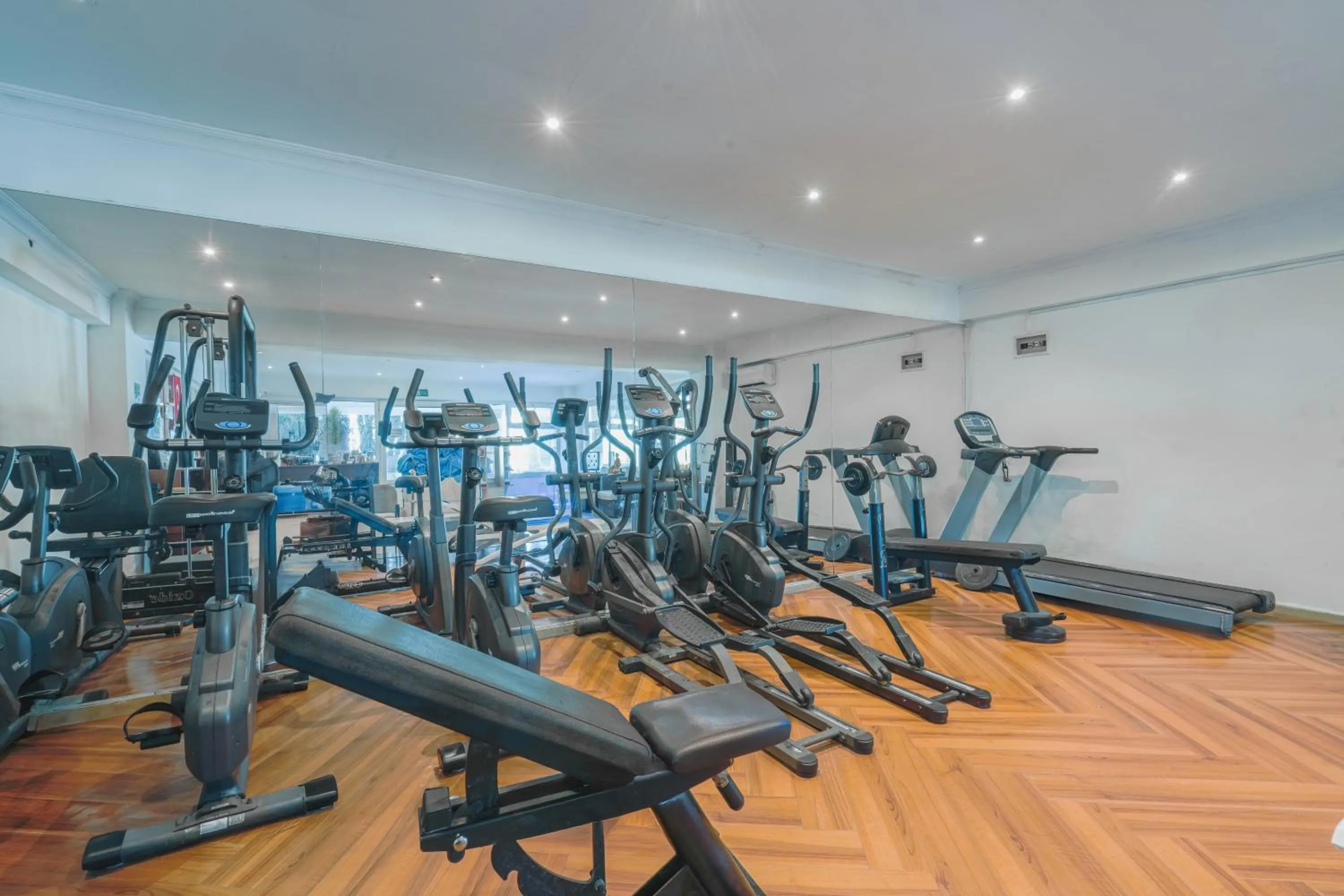 Fitness centre/facilities in Sural Garden Hotel