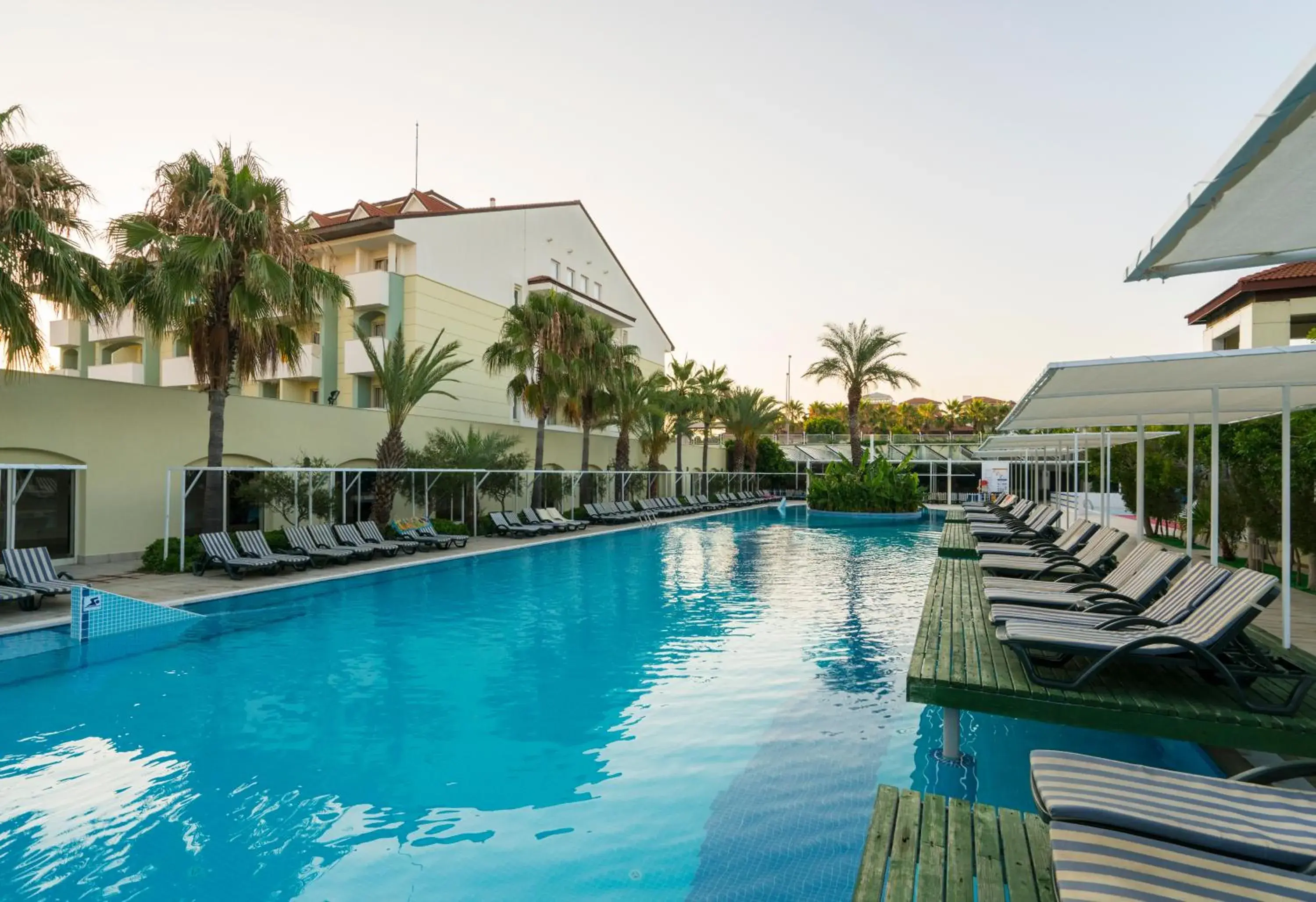 Swimming pool in Sural Resort Hotel Swimming pool in Sural Resort Hotel