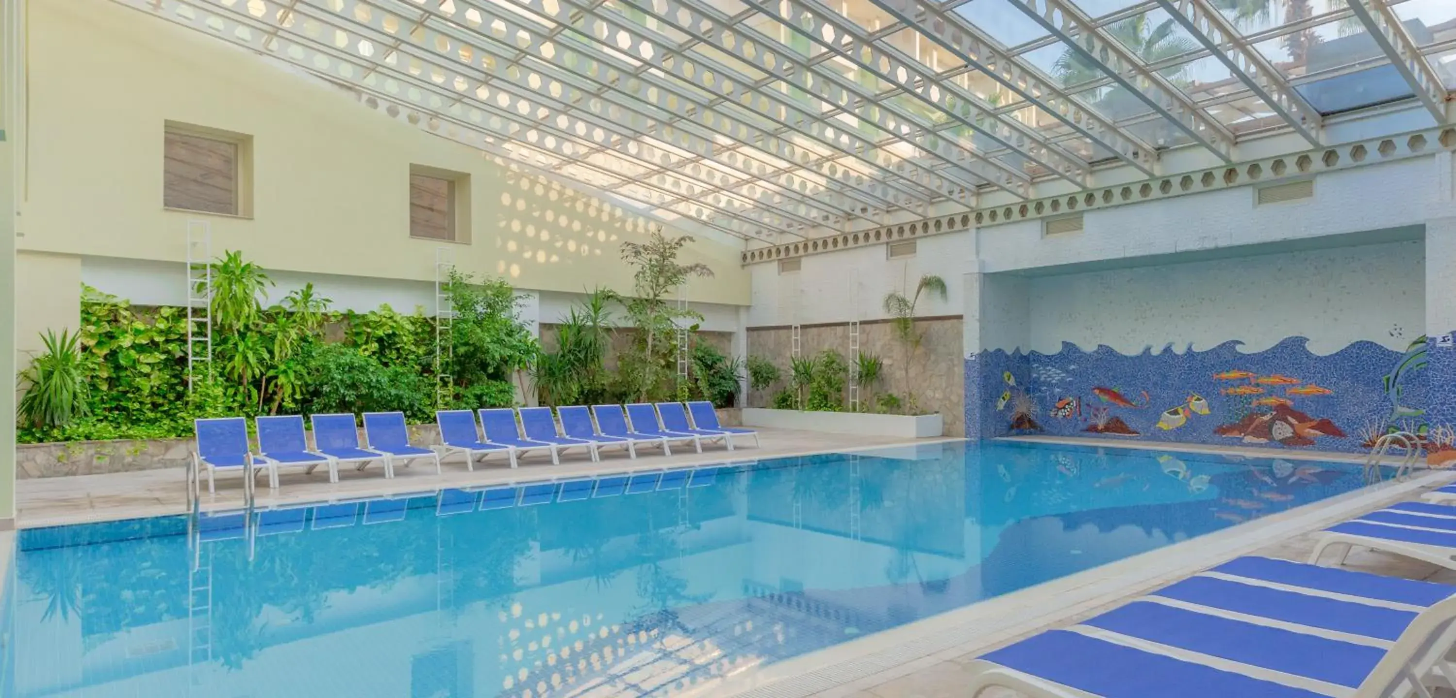 Swimming pool in Sural Resort Hotel Swimming pool in Sural Resort Hotel