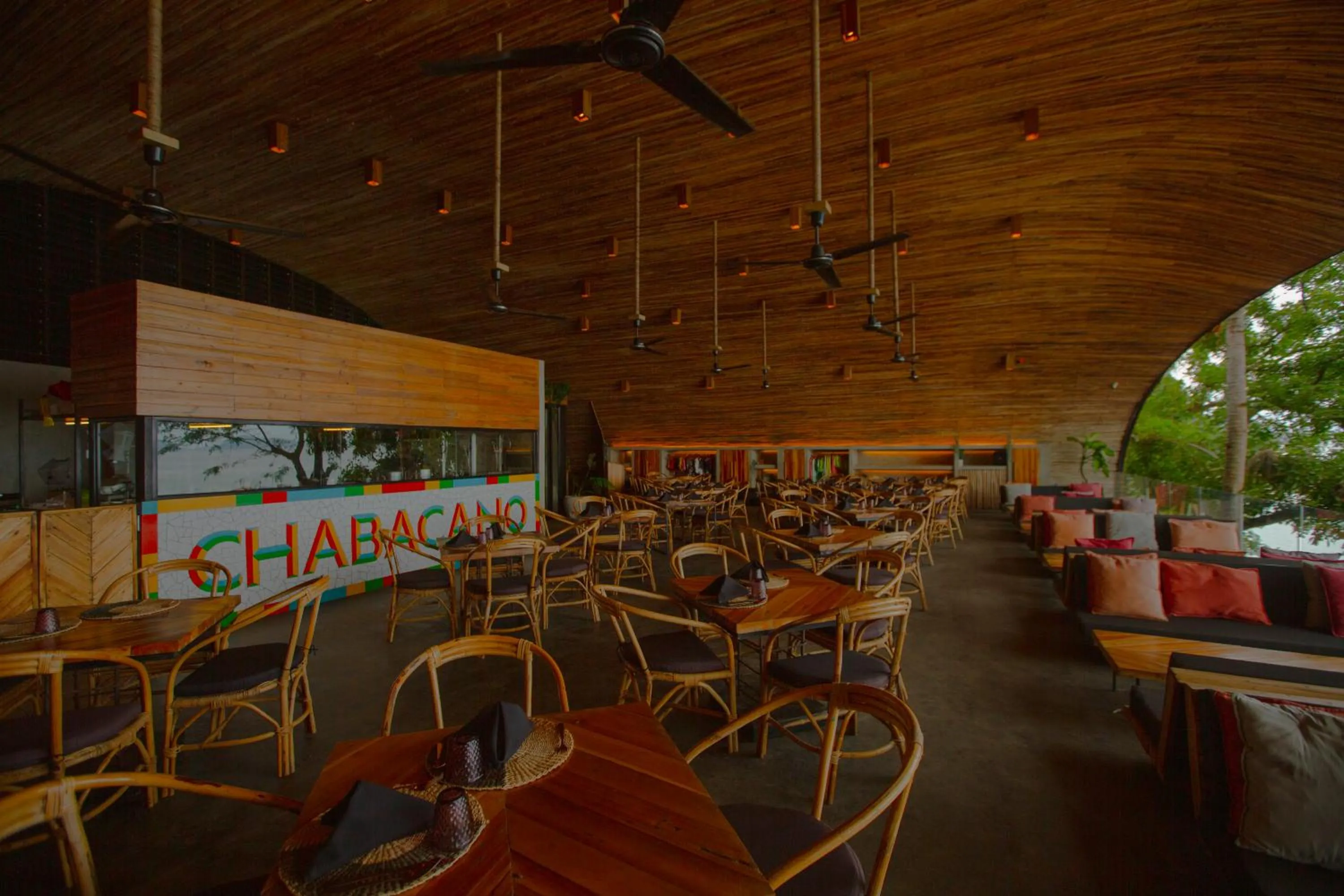 Restaurant/places to eat in Panorama Boutique Hotel & Beach Club