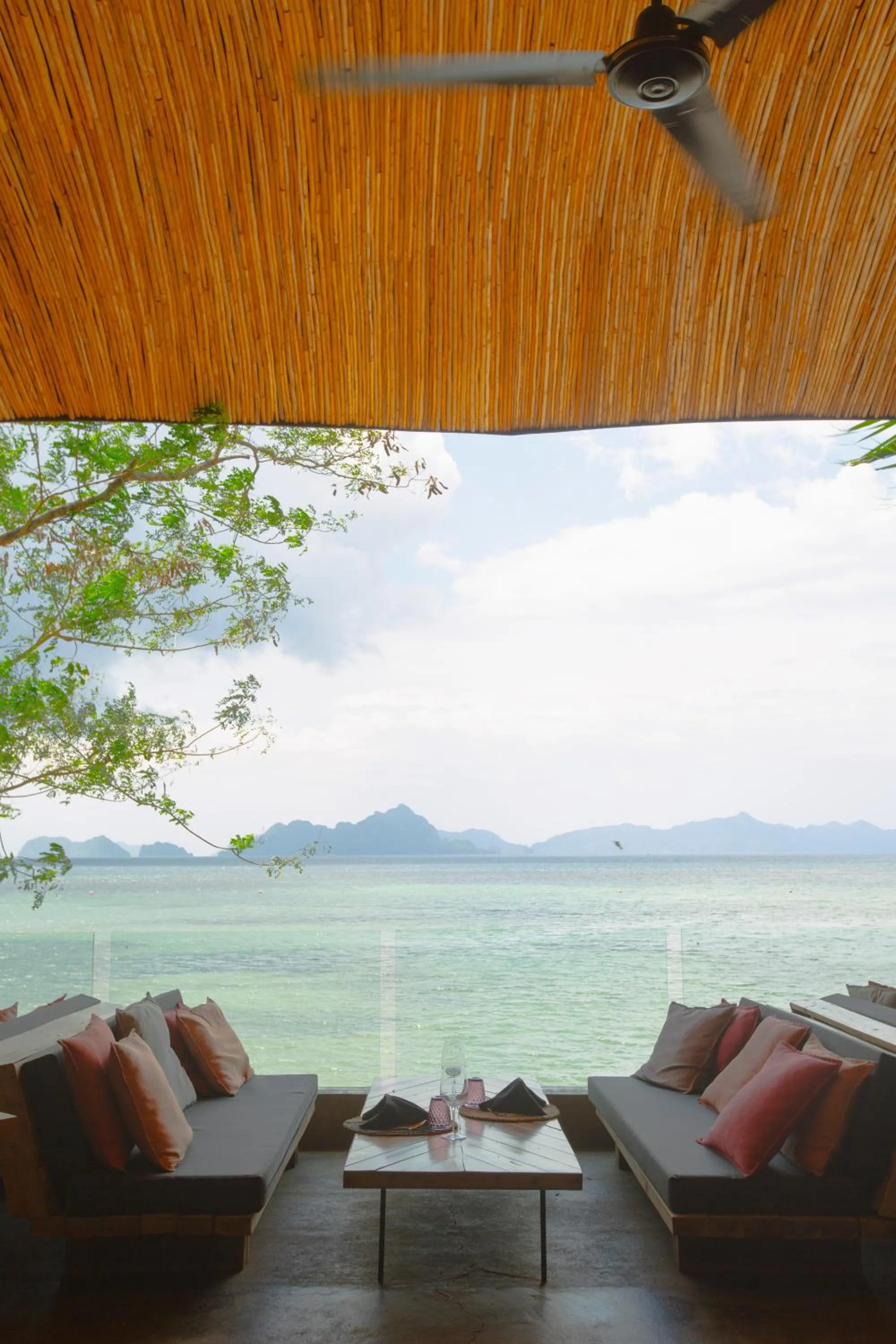 Restaurant/places to eat in Panorama Boutique Hotel & Beach Club