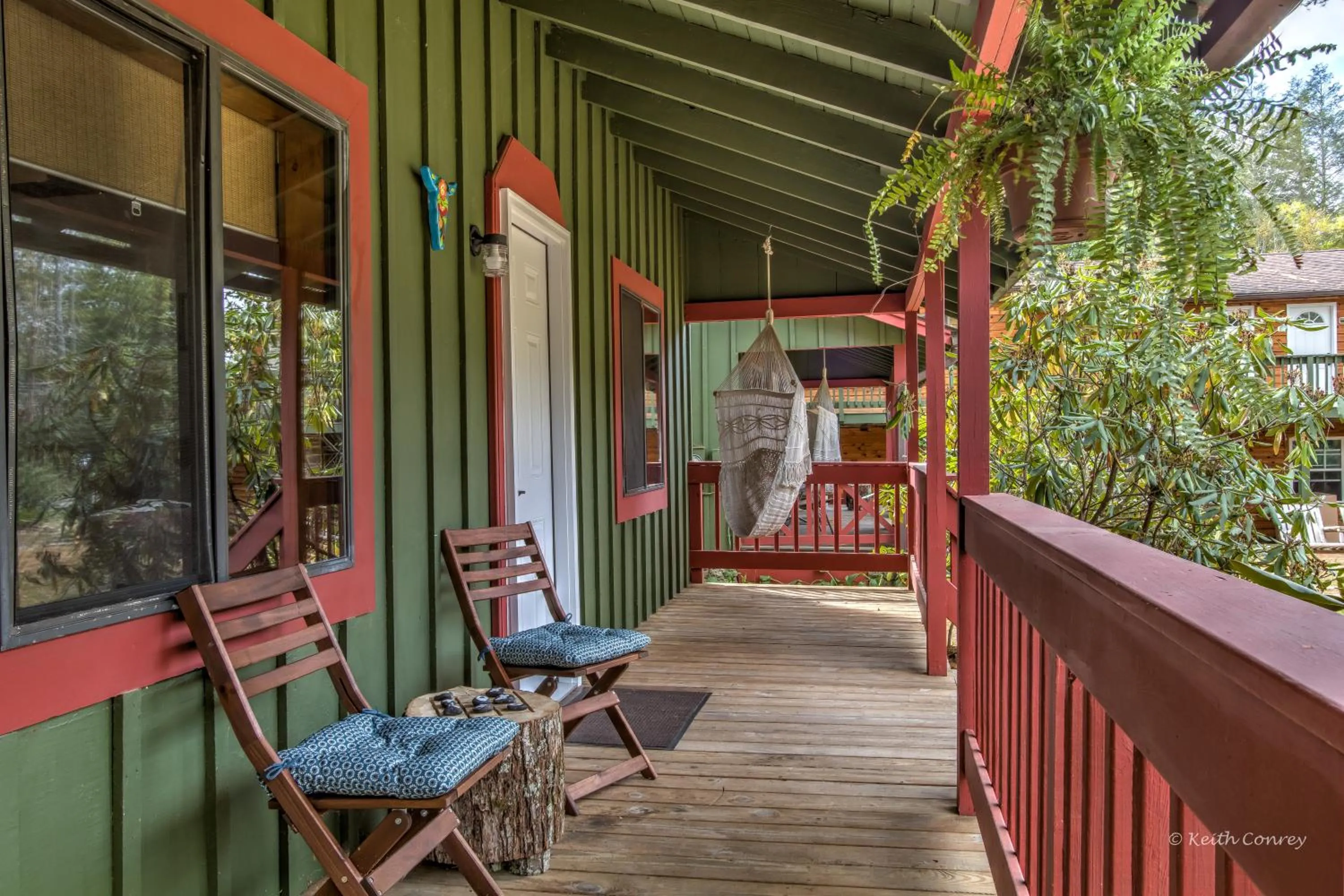 Property building in Magnolia Streamside Resort