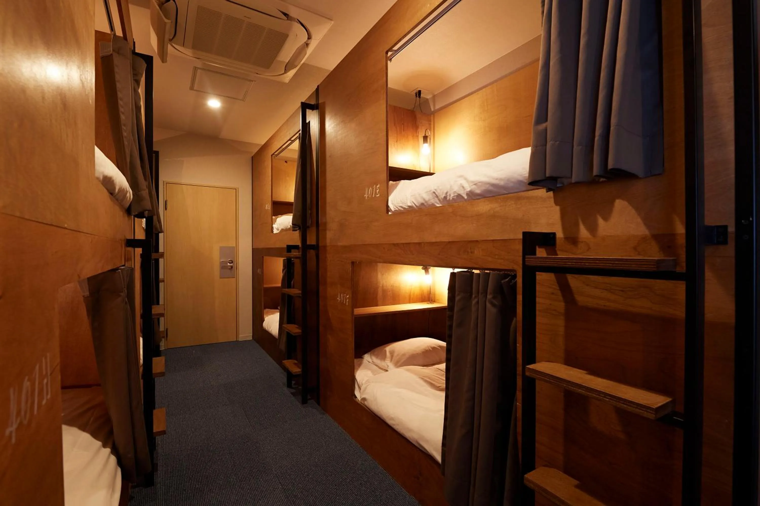 bunk bed, Bed in Turn Table