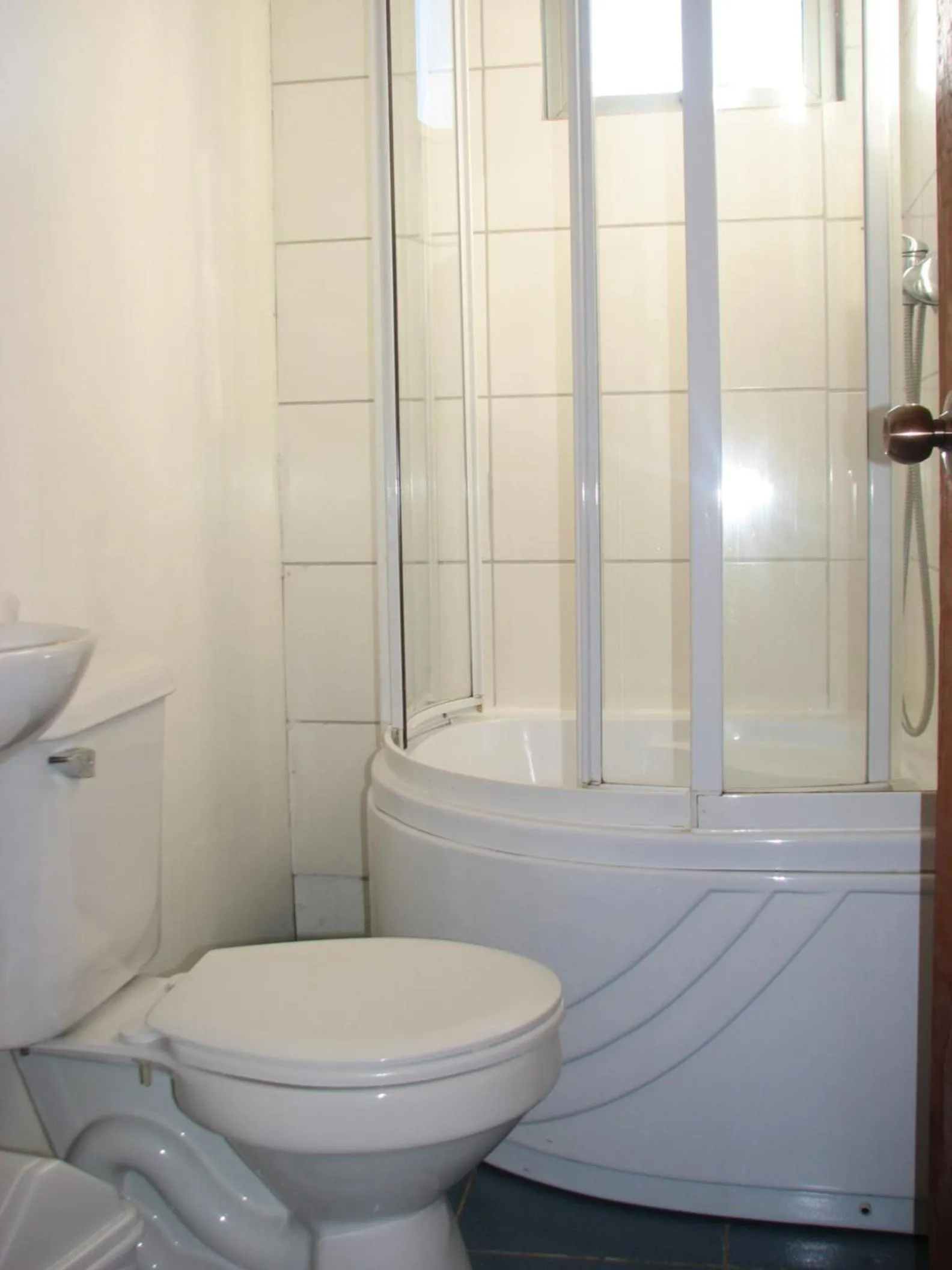 Bathroom in Hostal El Mirador