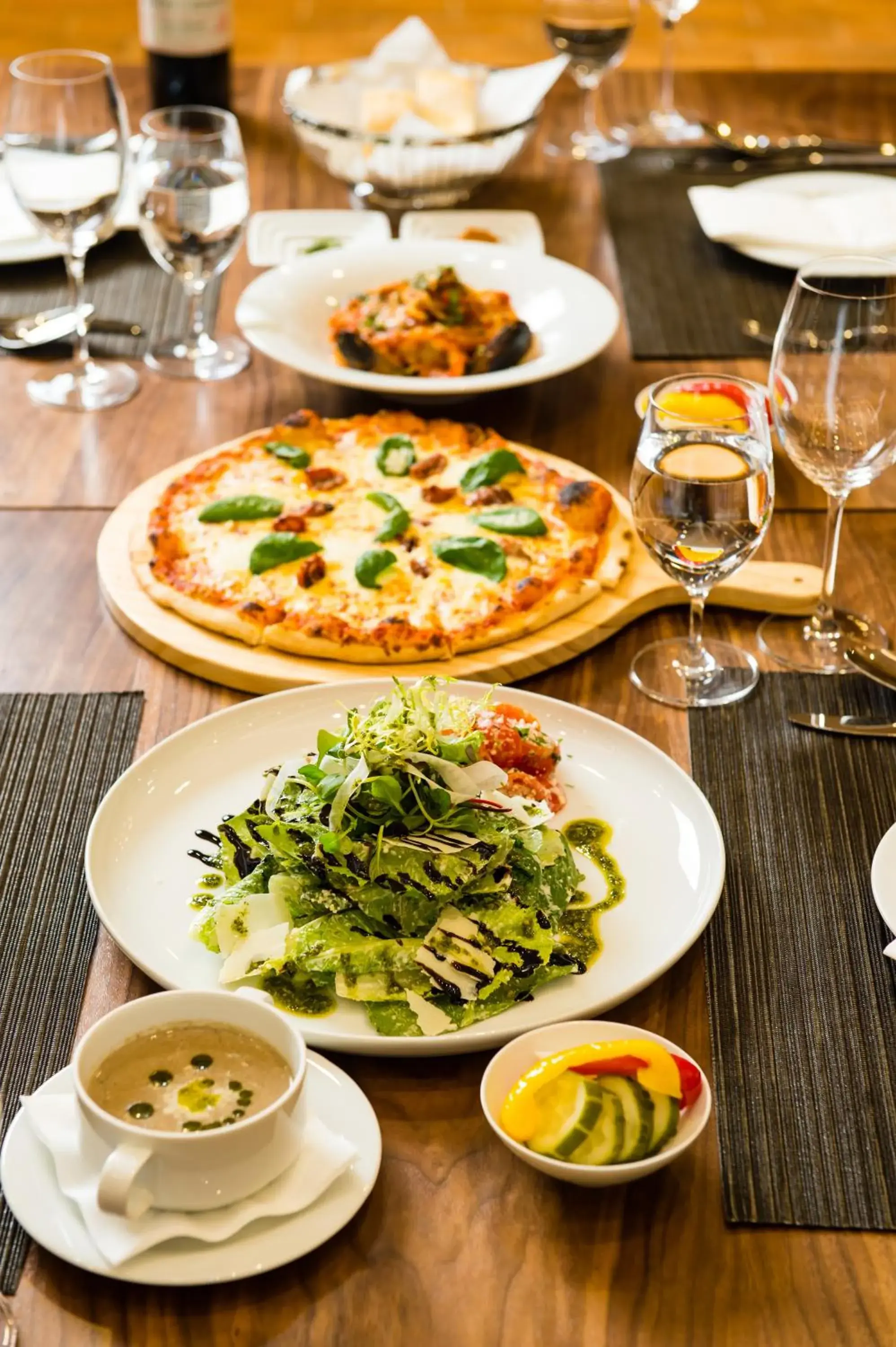 Restaurant/places to eat in ENA Suite Hotel Namdaemun Restaurant/places to eat in ENA Suite Hotel Namdaemun