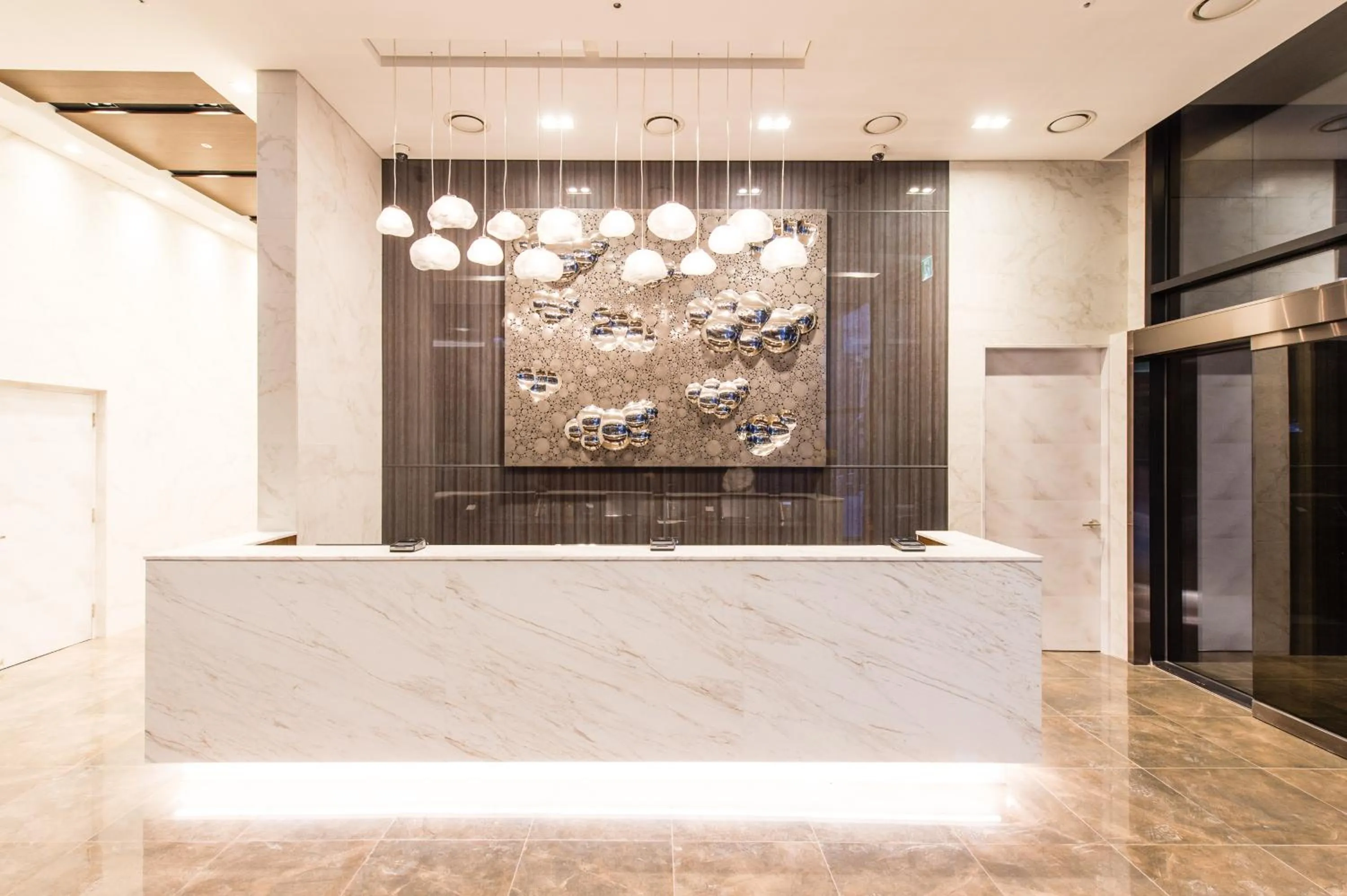 Lobby or reception in ENA Suite Hotel Namdaemun