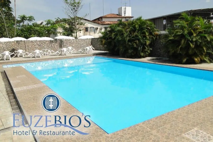 Swimming pool in Hotel Euzebio´s