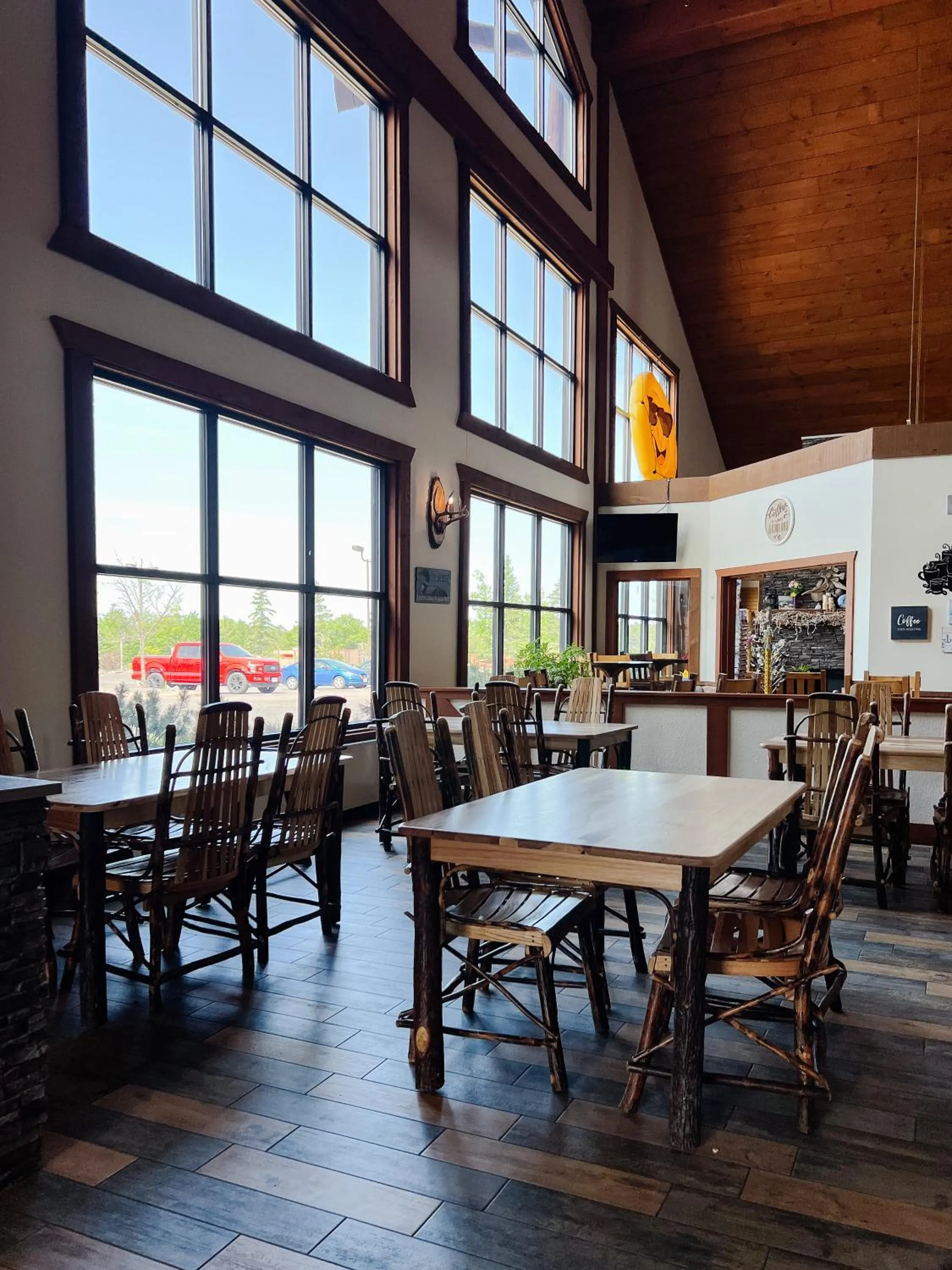 Communal lounge/ TV room in The Waters of Minocqua