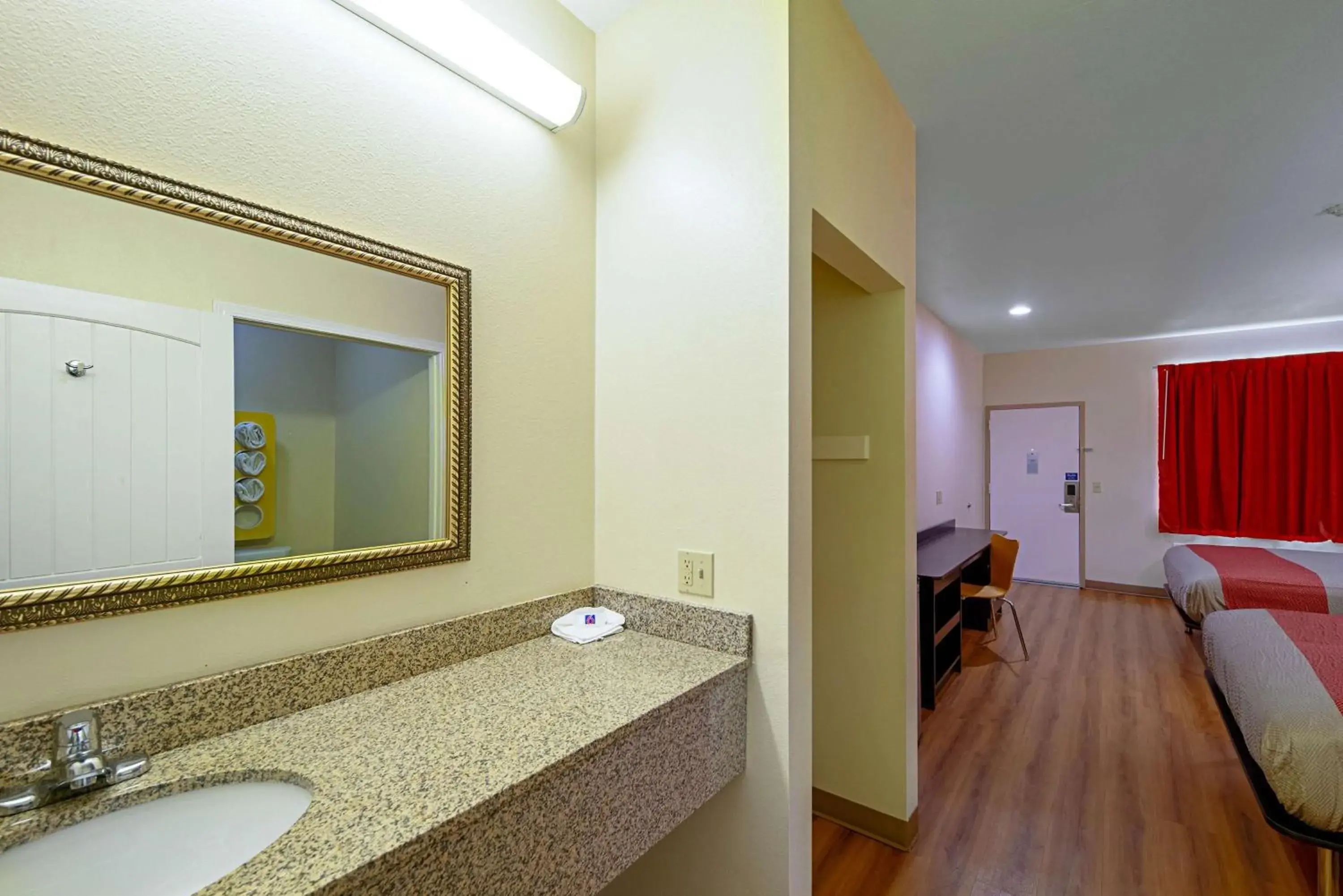 Photo of the whole room, Bed in Motel 6-Rhome, TX Photo of the whole room, Bed in Motel 6-Rhome, TX