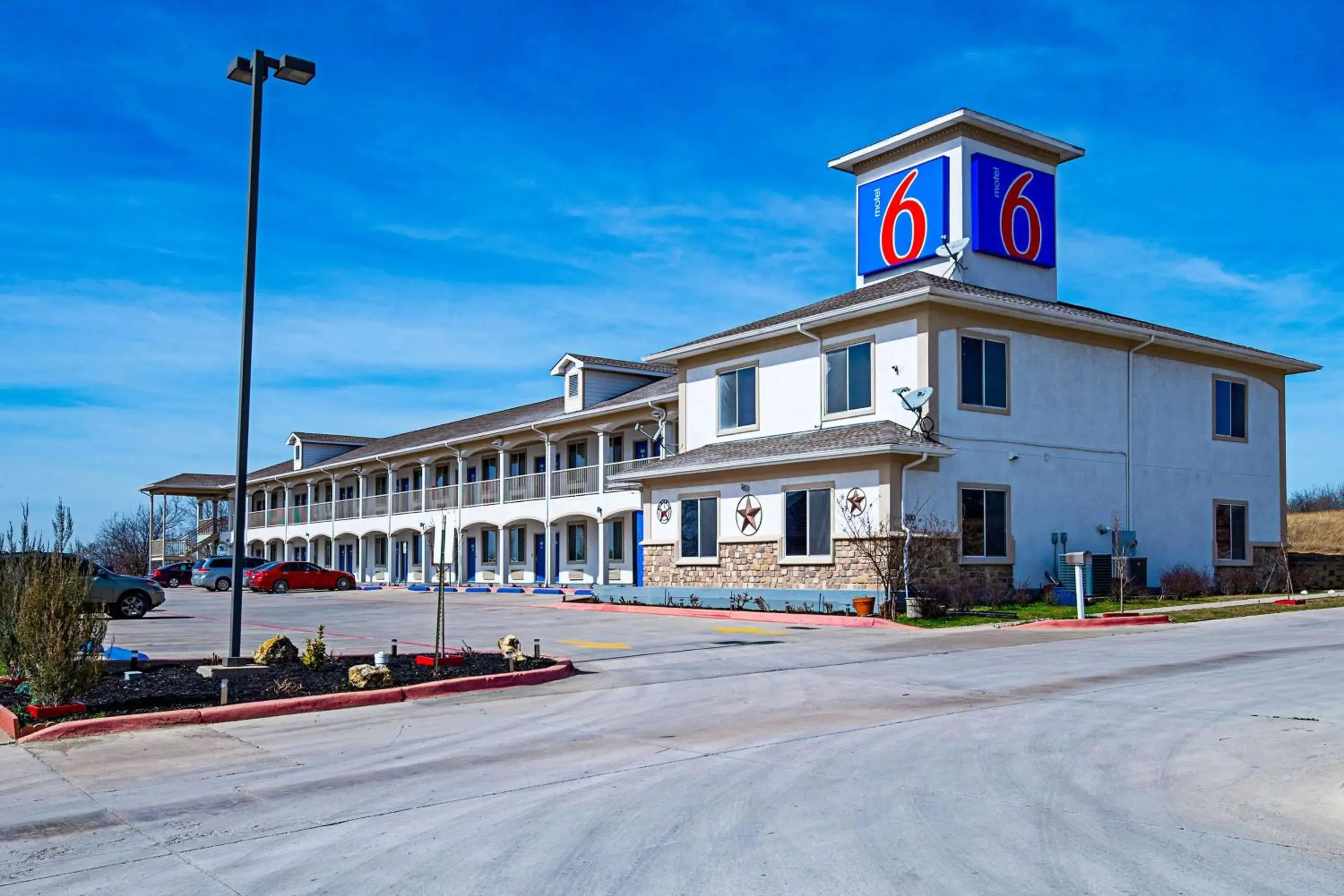 Property building in Motel 6-Rhome, TX Property building in Motel 6-Rhome, TX
