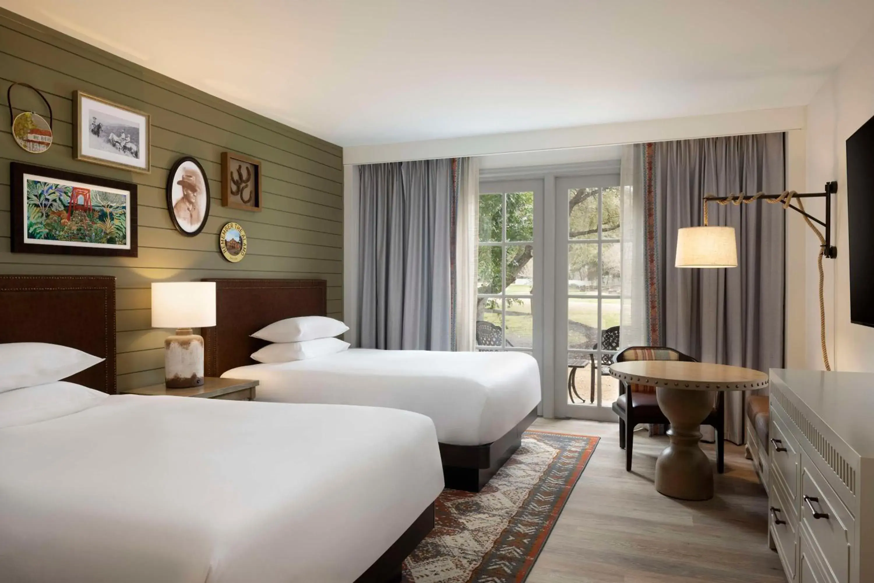 Bedroom, Bed in Hyatt Regency Hill Country Resort & Spa Bedroom, Bed in Hyatt Regency Hill Country Resort & Spa