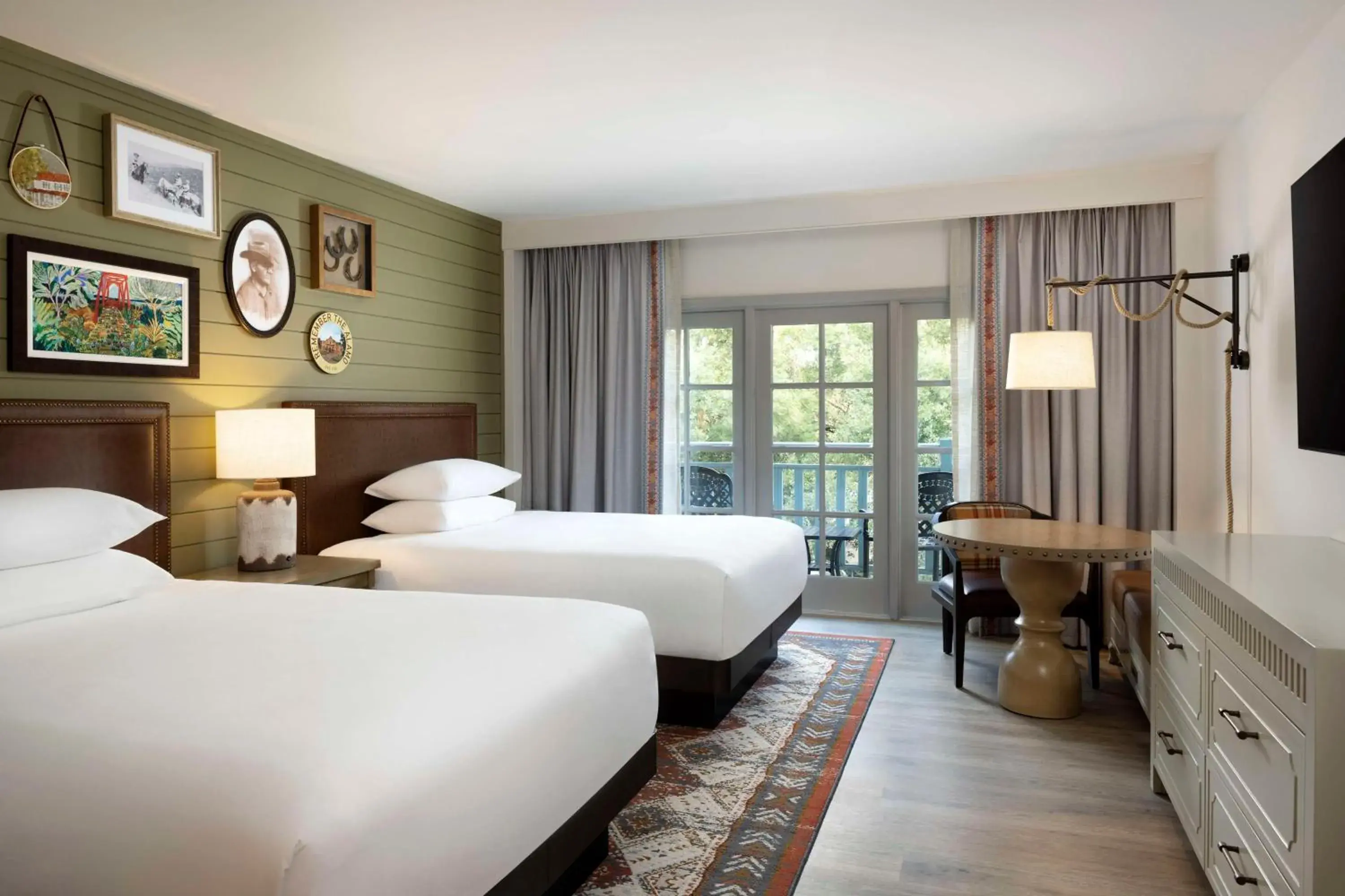 Bedroom, Bed in Hyatt Regency Hill Country Resort & Spa Bedroom, Bed in Hyatt Regency Hill Country Resort & Spa