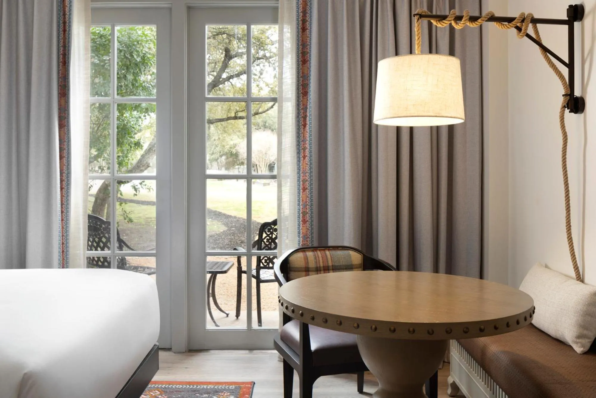 Patio, Bed in Hyatt Regency Hill Country Resort and Villas