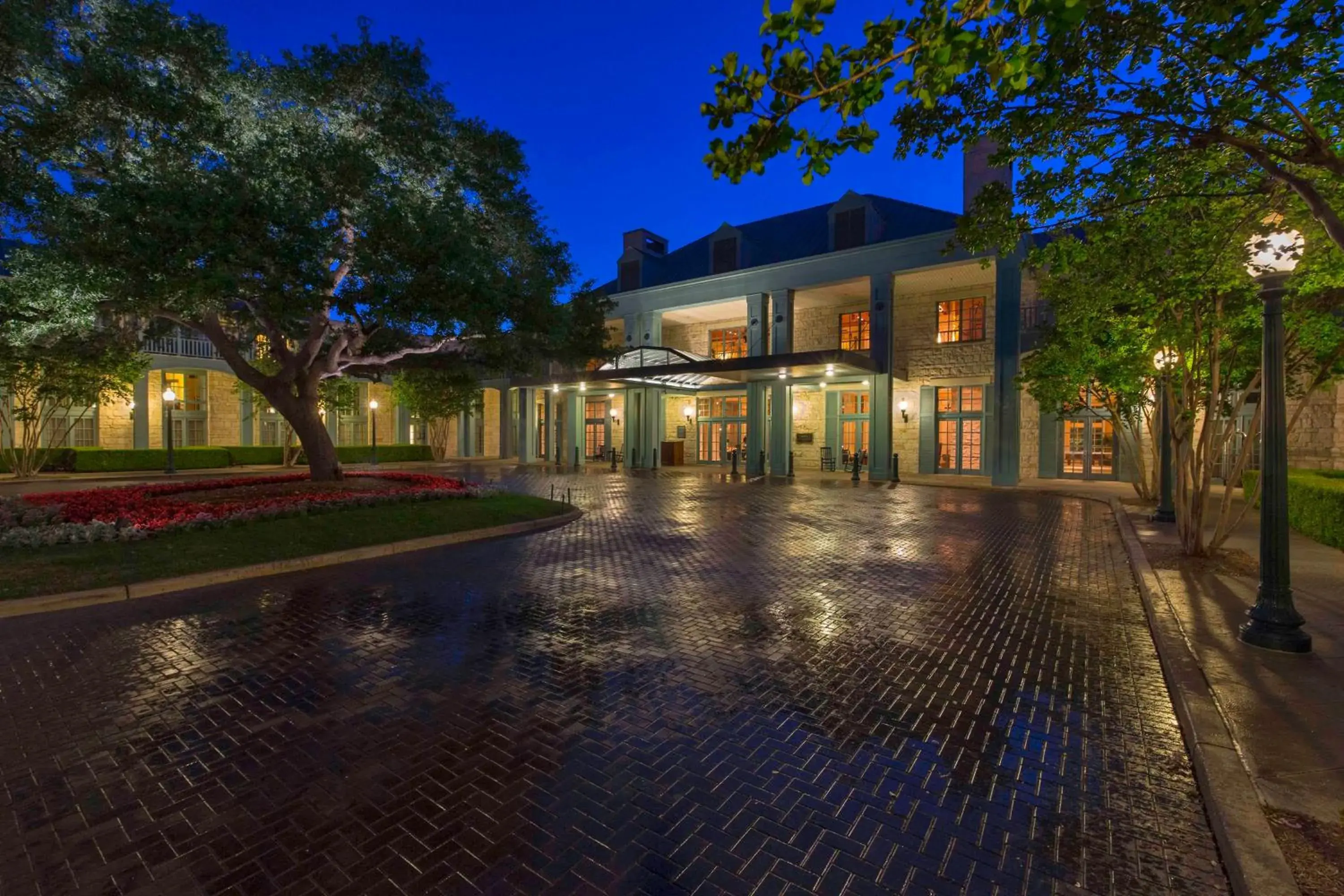 Property building in Hyatt Regency Hill Country Resort & Spa Property building in Hyatt Regency Hill Country Resort & Spa