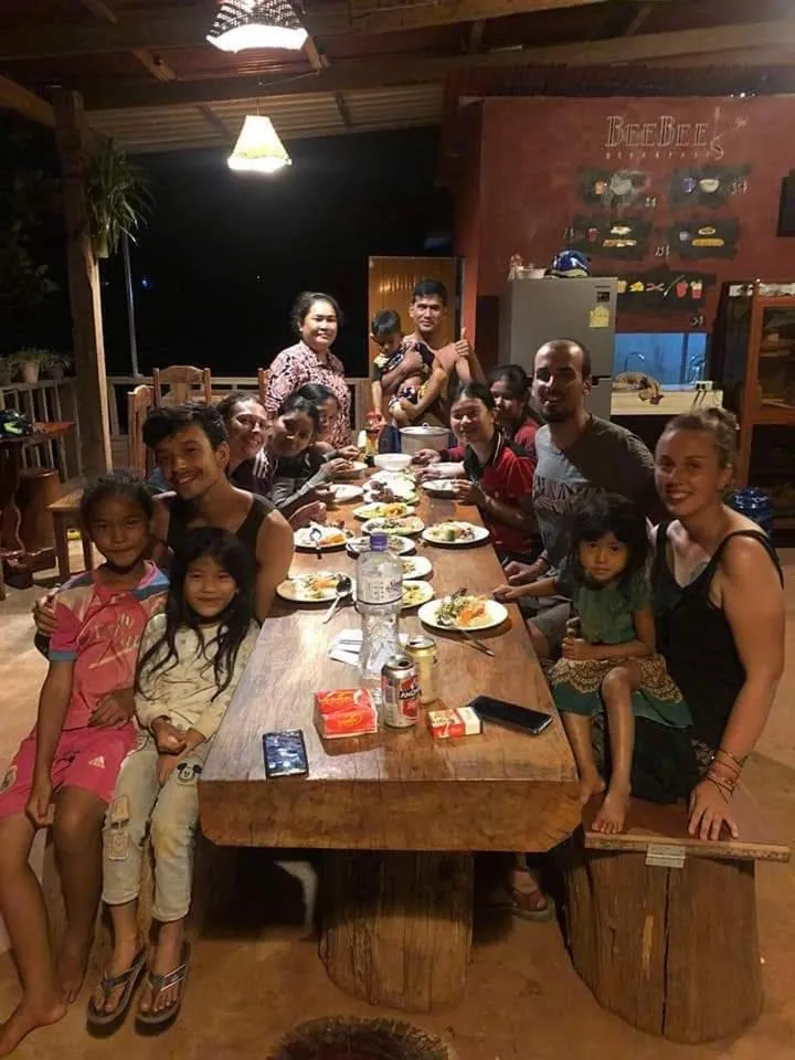 Restaurant/places to eat in Bee Bee's Chalets home stay and trekking