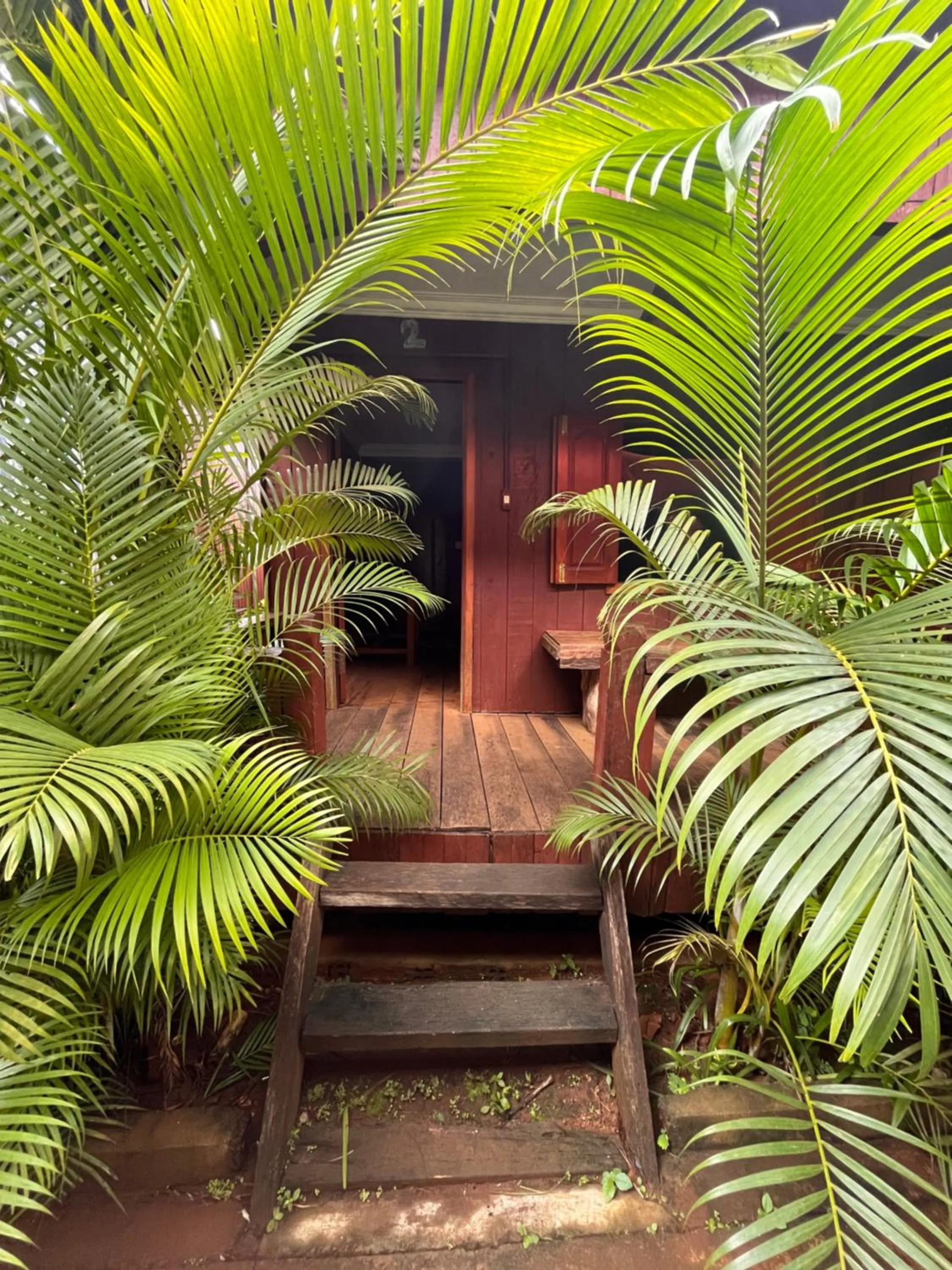 Facade/entrance in Bee Bee's Chalets home stay and trekking