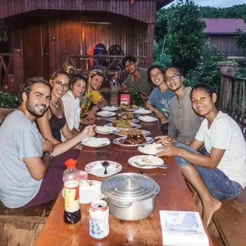 Restaurant/places to eat in Bee Bee's Chalets home stay and trekking