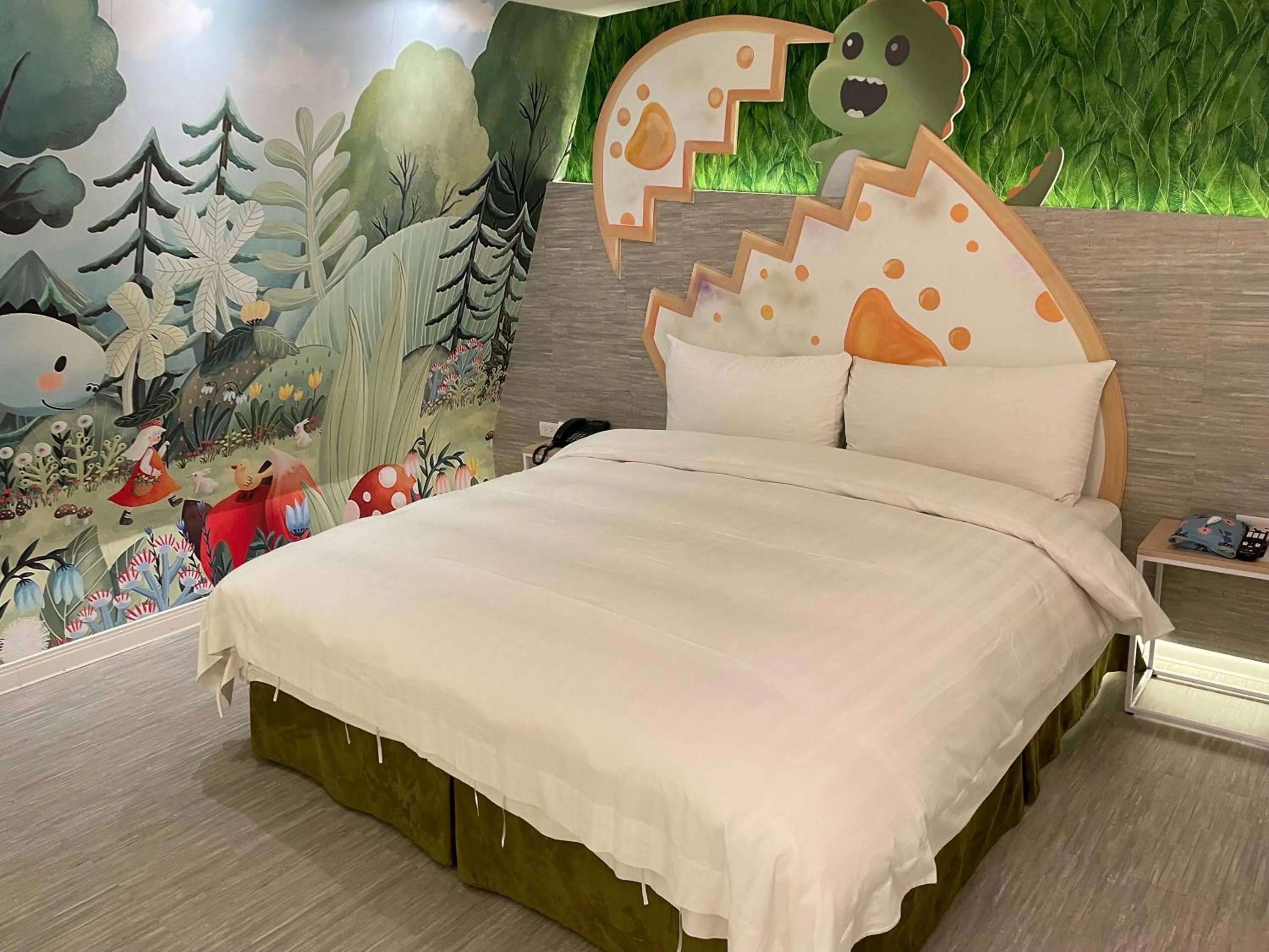 Bed in Ya Nold Hot Spring Hotel