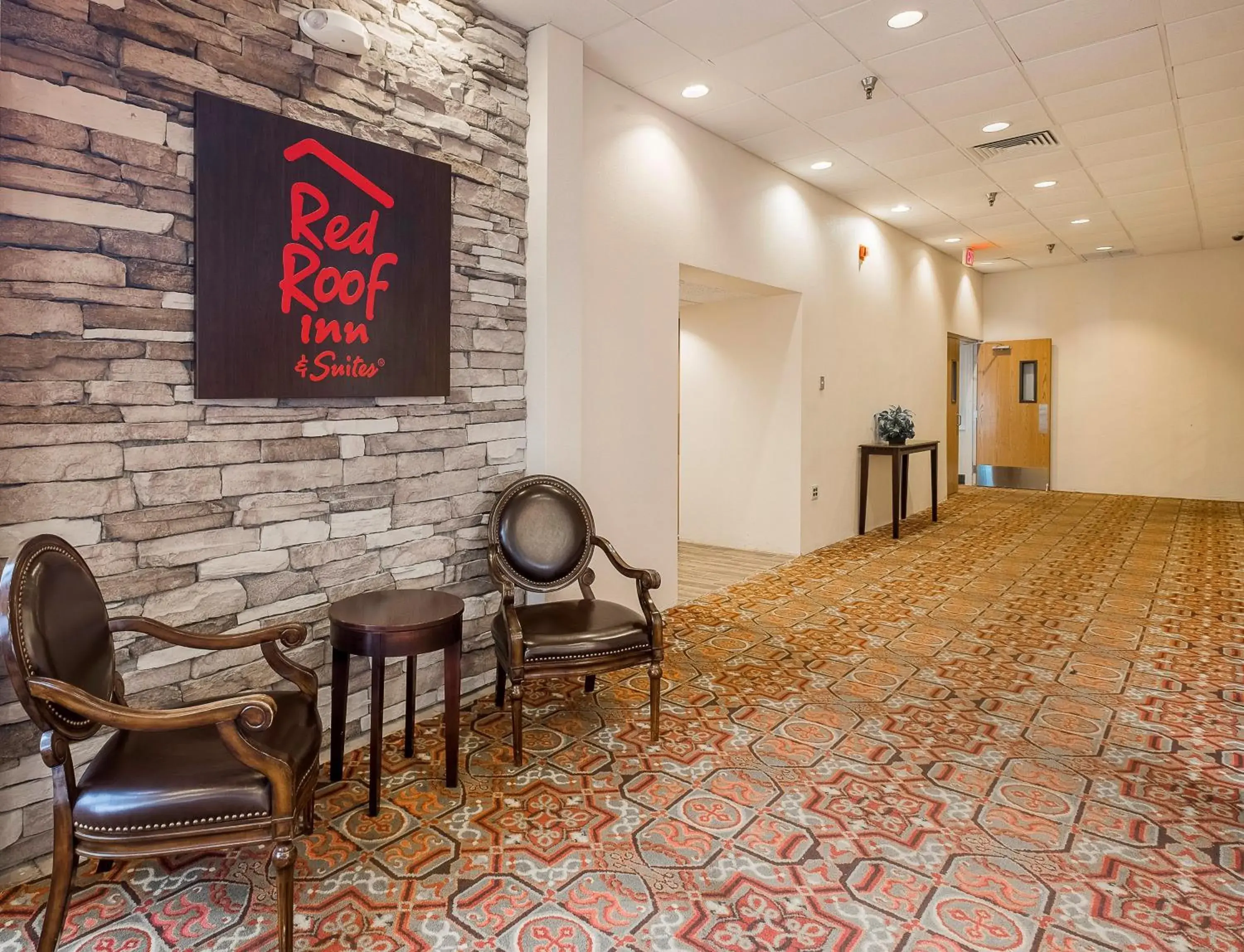 Lobby or reception in Red Roof Inn & Suites Mt Holly - McGuire AFB Lobby or reception in Red Roof Inn & Suites Mt Holly - McGuire AFB