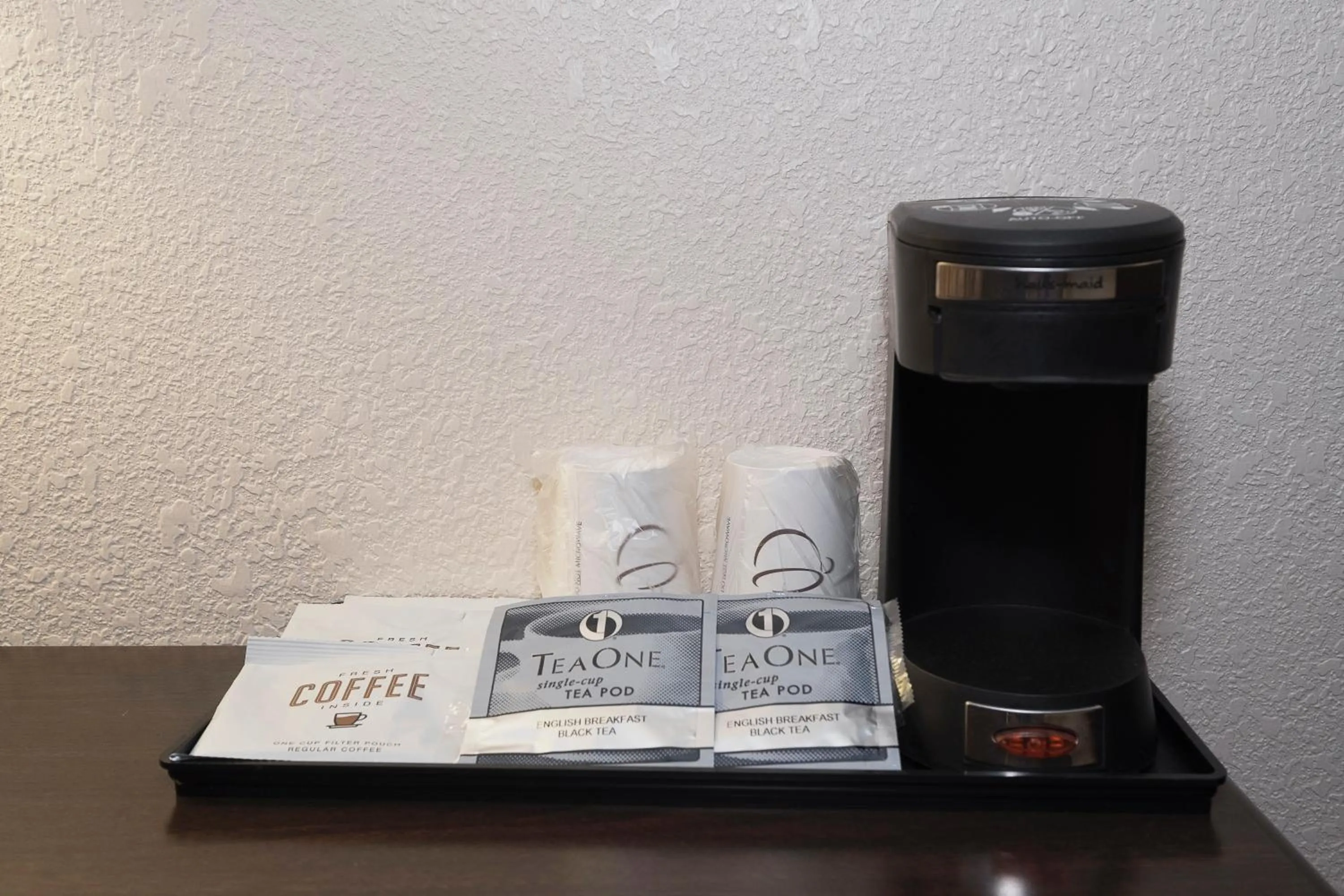 Bedroom in Red Roof Inn & Suites Mt Holly - McGuire AFB