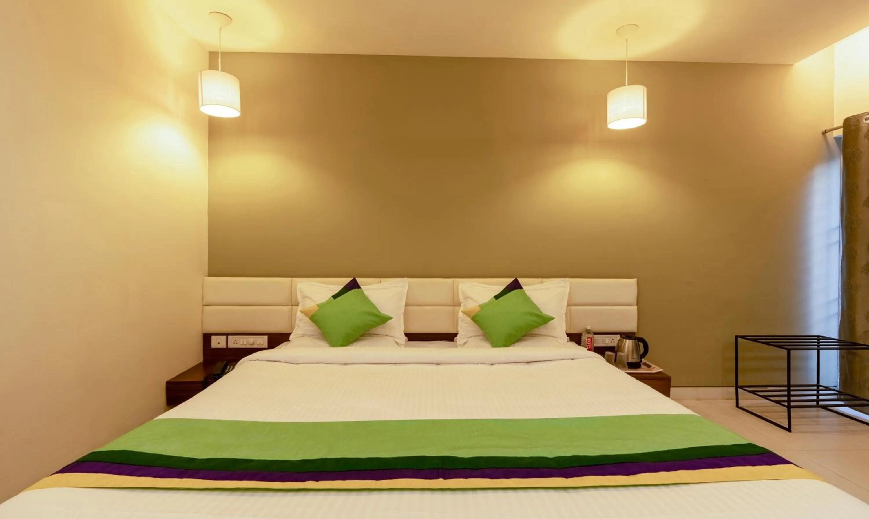 Bed in Treebo Midvalley Residence