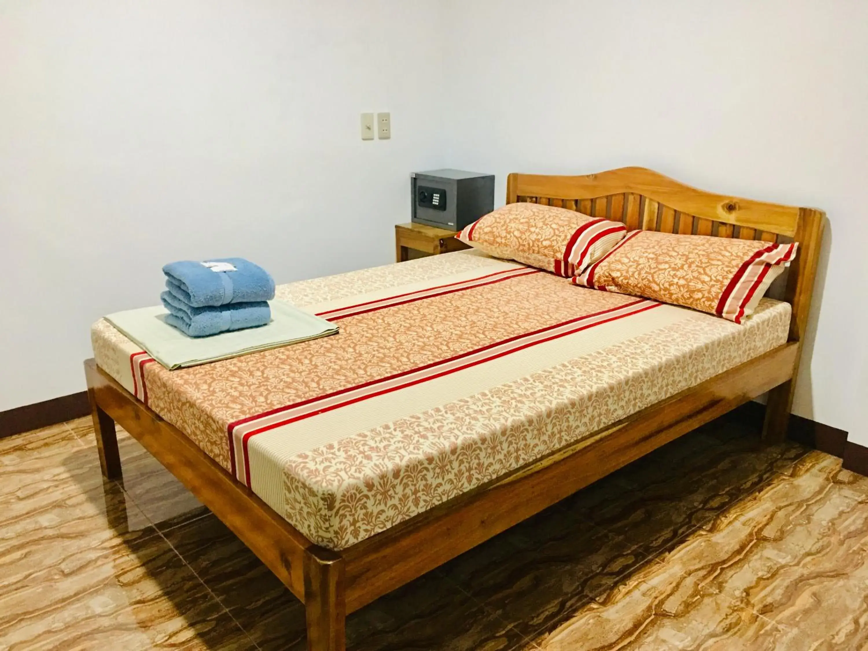 Bed in Pisces Tourist Inn - Port Barton Bed in Pisces Tourist Inn - Port Barton