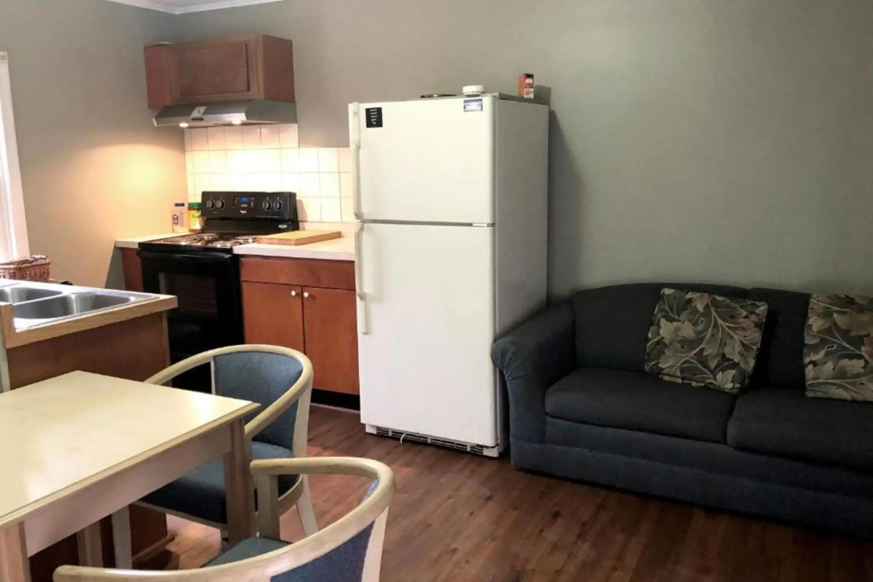 Bedroom in OYO Hotel Starlite Seneca Falls Bedroom in OYO Hotel Starlite Seneca Falls