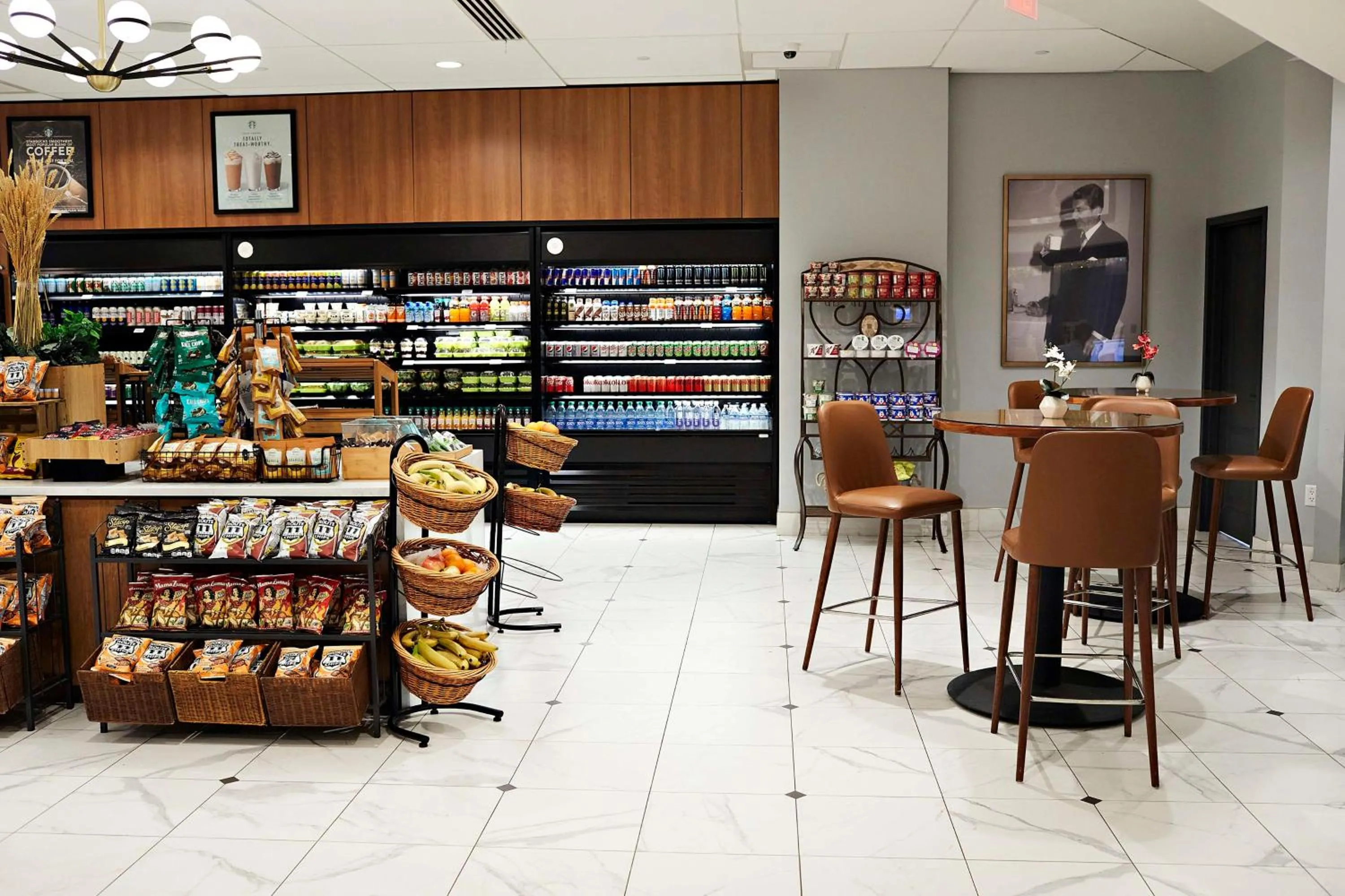 Restaurant/places to eat in Washington Hilton