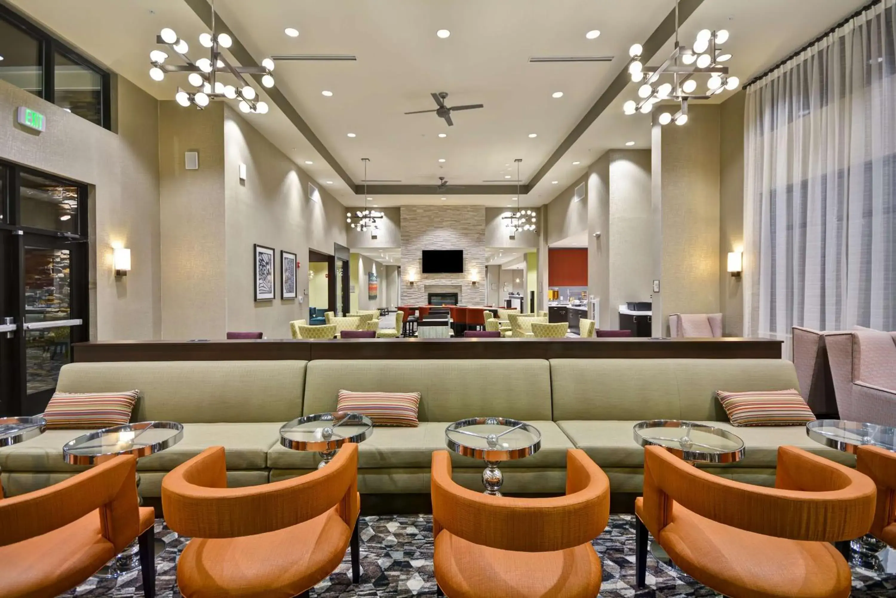 Lounge or bar in Homewood Suites By Hilton Rocky Mount Lounge or bar in Homewood Suites By Hilton Rocky Mount