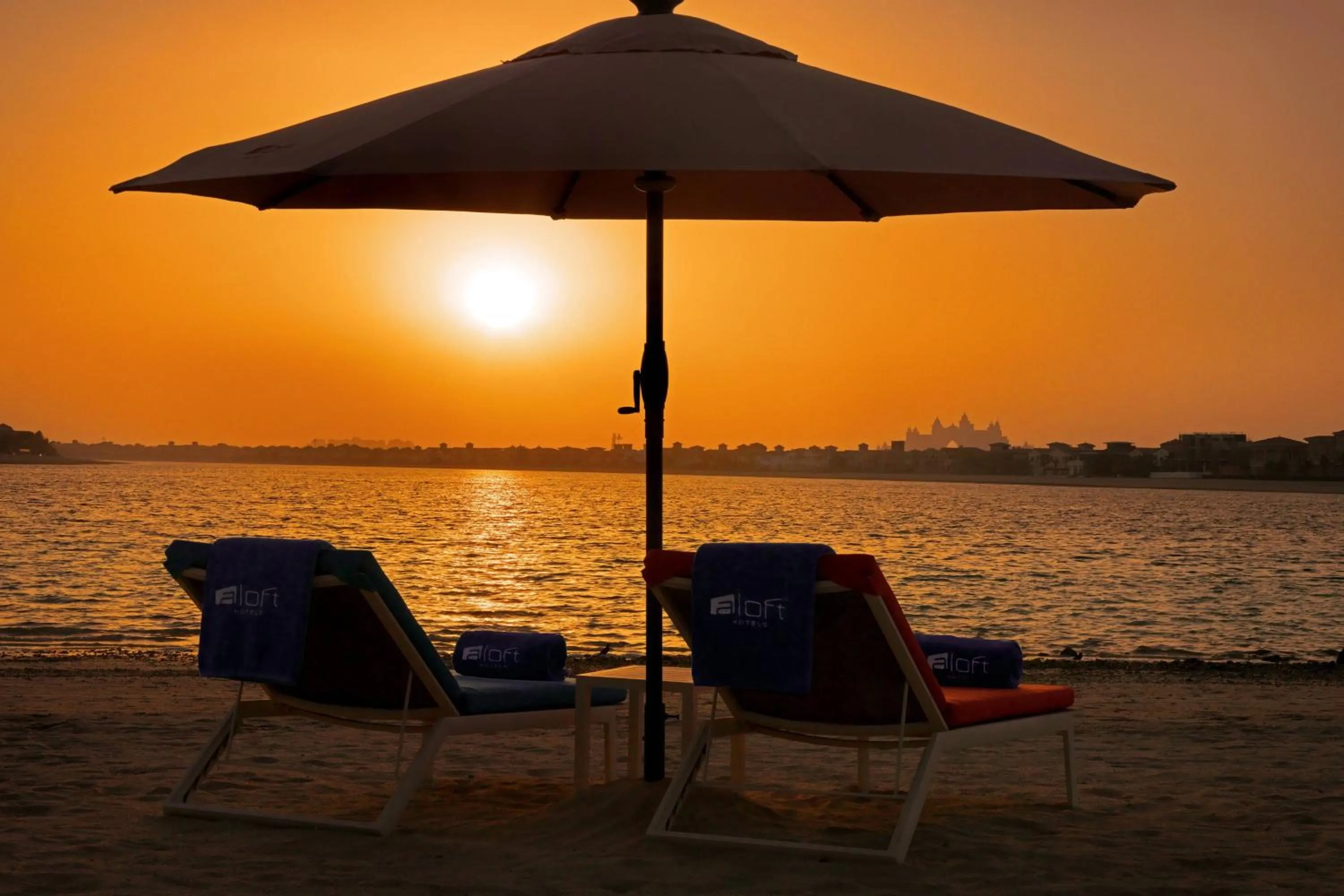 Beach in Aloft Palm Jumeirah