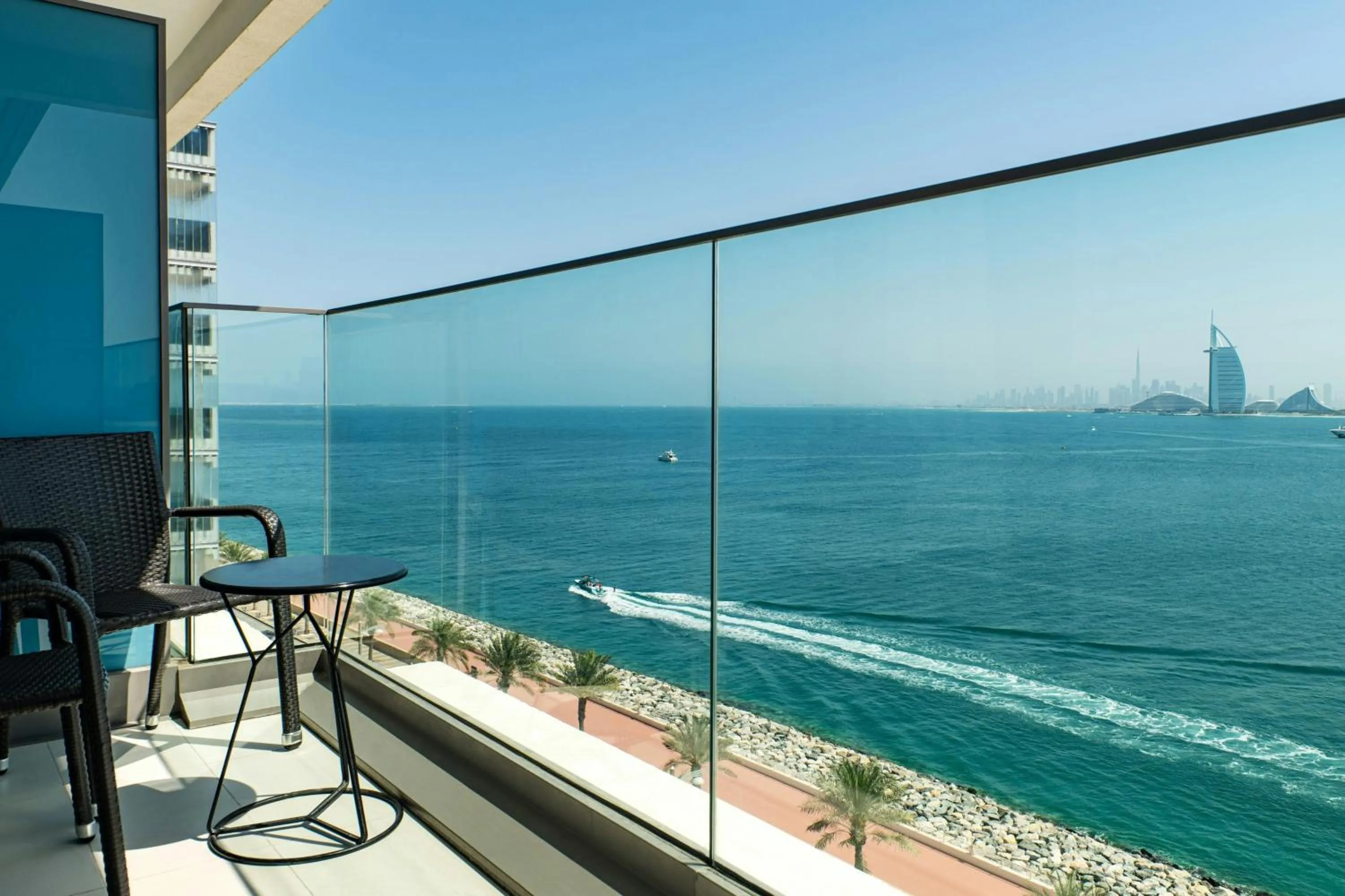 Photo of the whole room in Aloft Palm Jumeirah