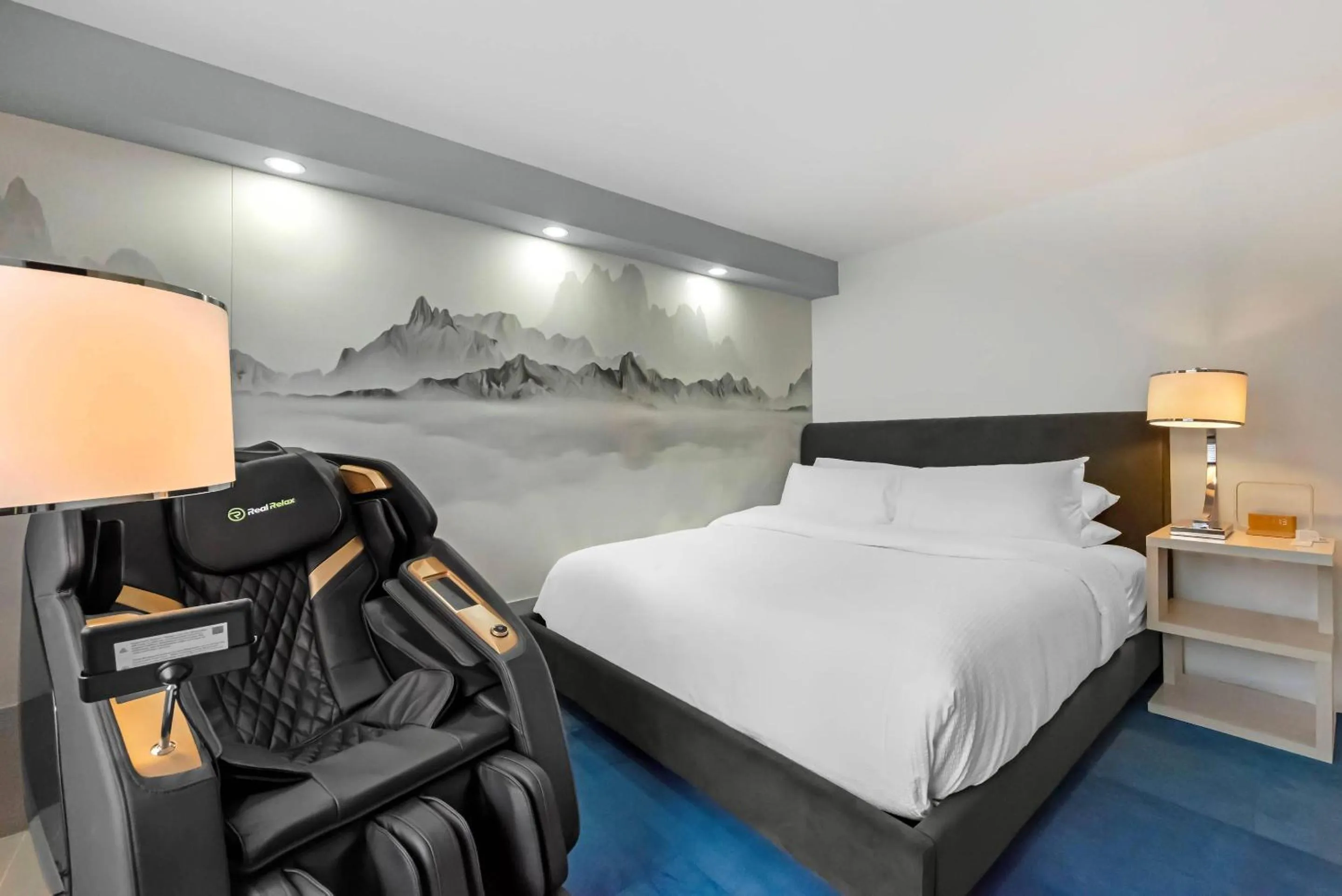 Bedroom, Bed in Blue - A Modern Hotel, an Ascend Collection Hotel