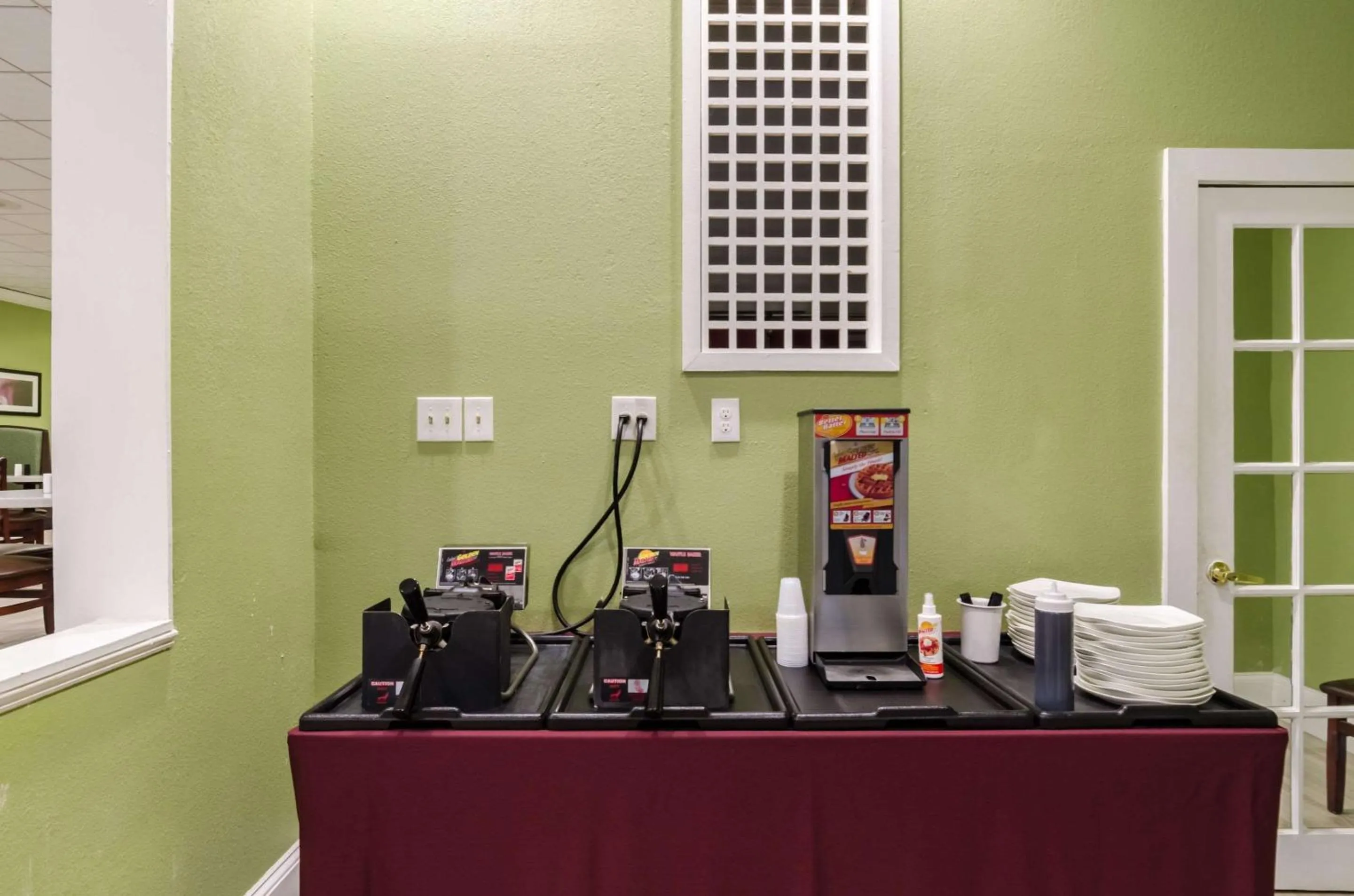 Restaurant/places to eat in Clarion Hotel Aqua Lagoon Waterpark