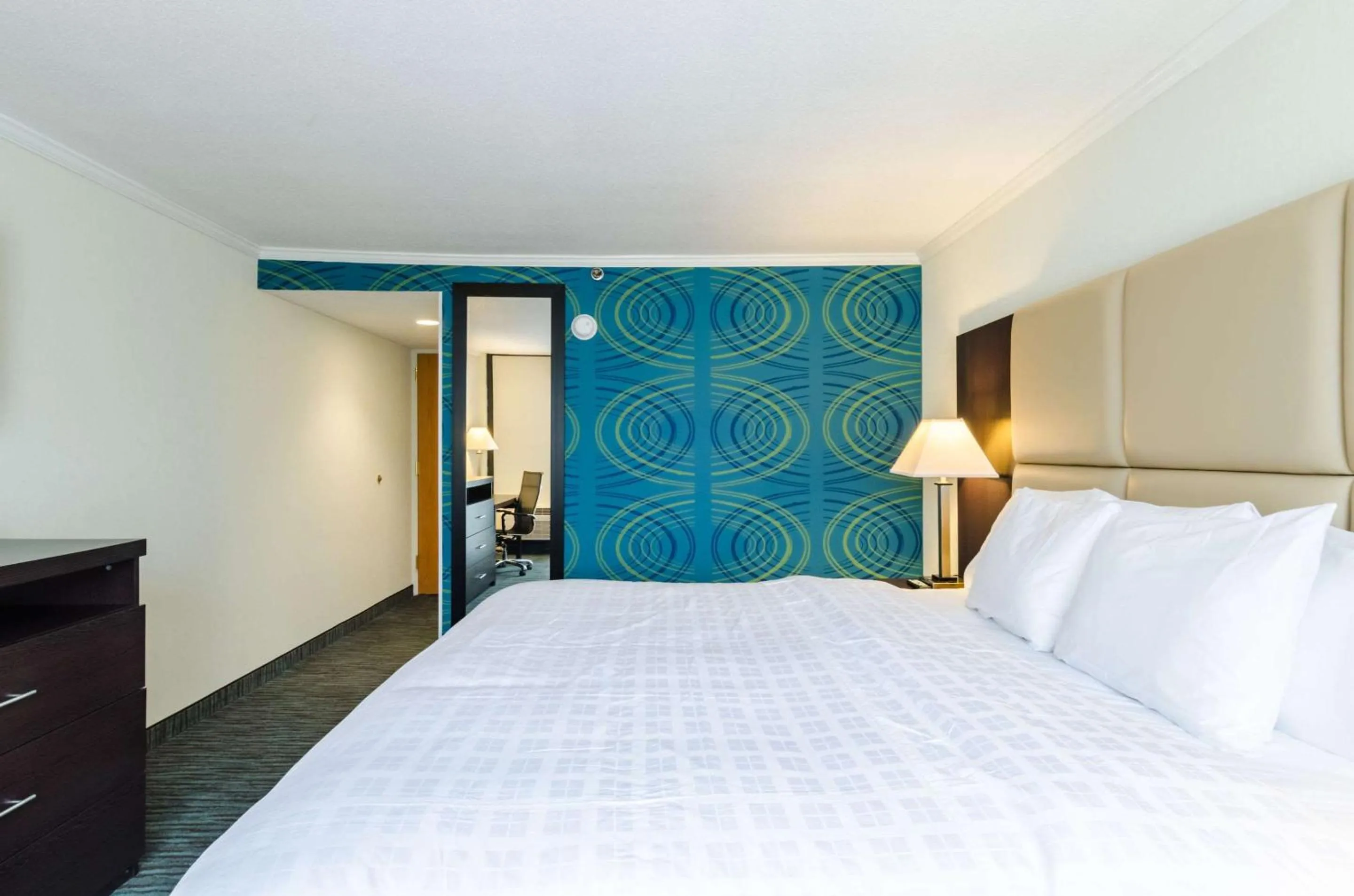 Photo of the whole room in Clarion Hotel Aqua Lagoon Waterpark