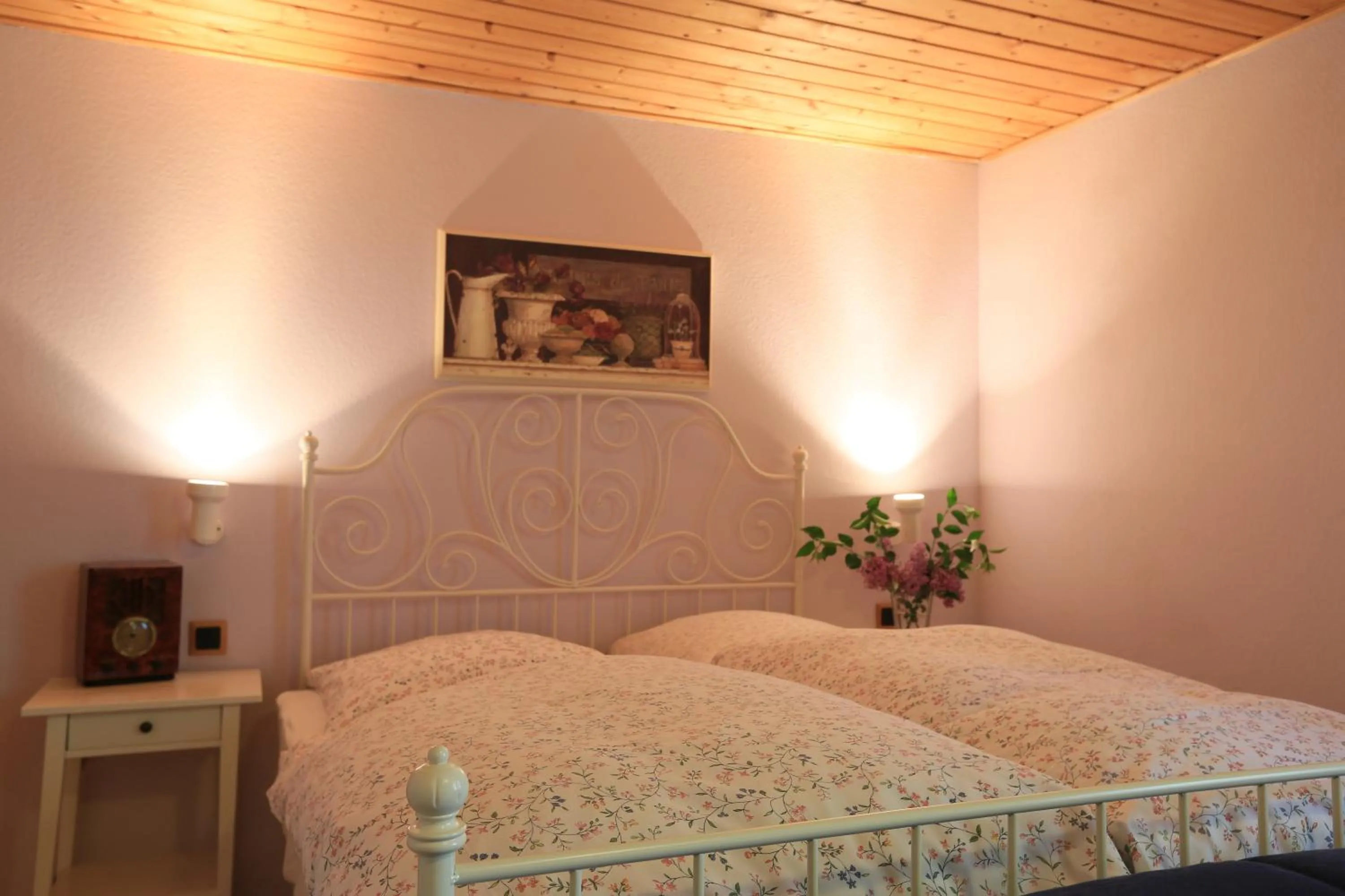 Photo of the whole room, Bed in Hotel Weingewolbe