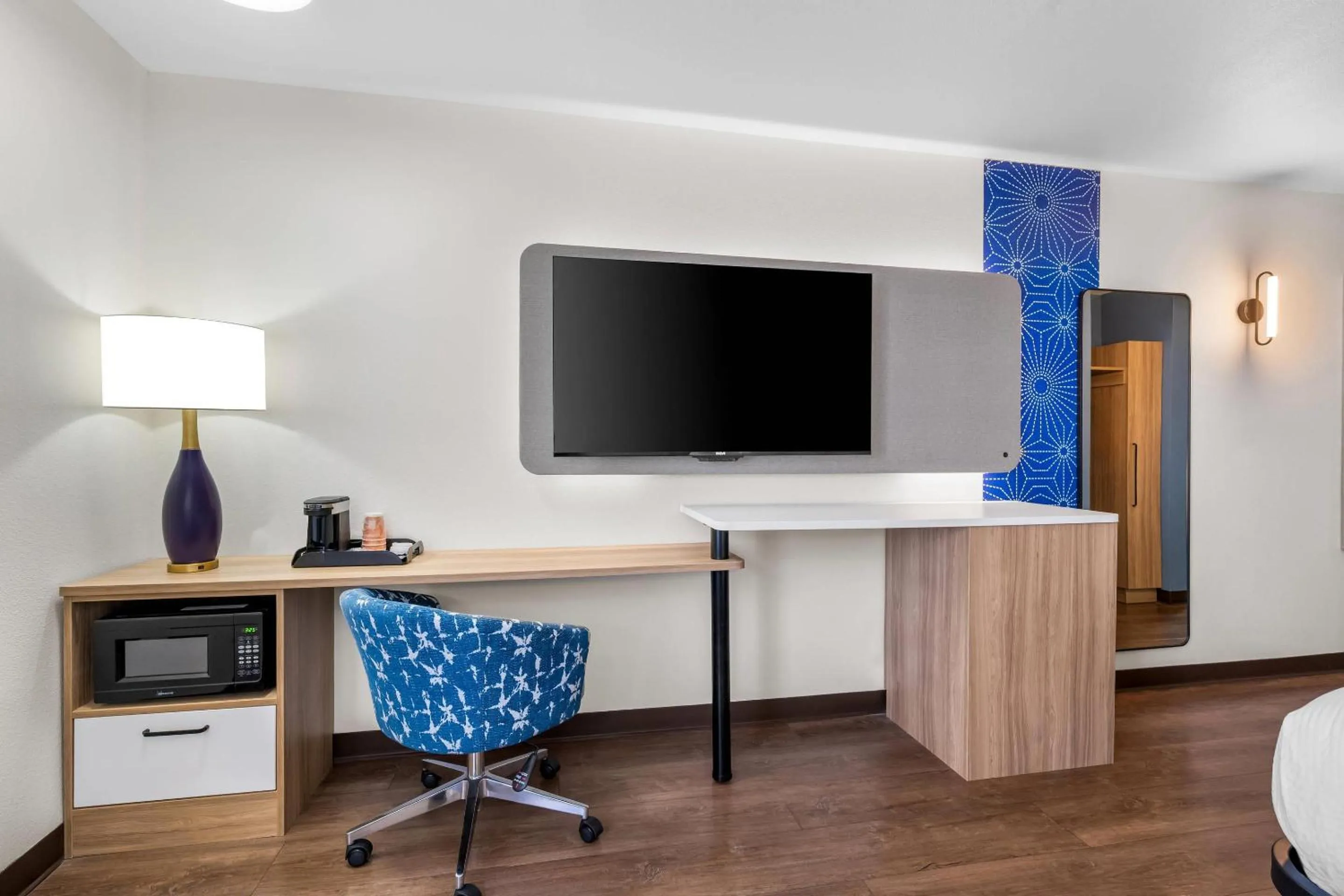 Bedroom in Sleep Inn & Suites Searcy near University