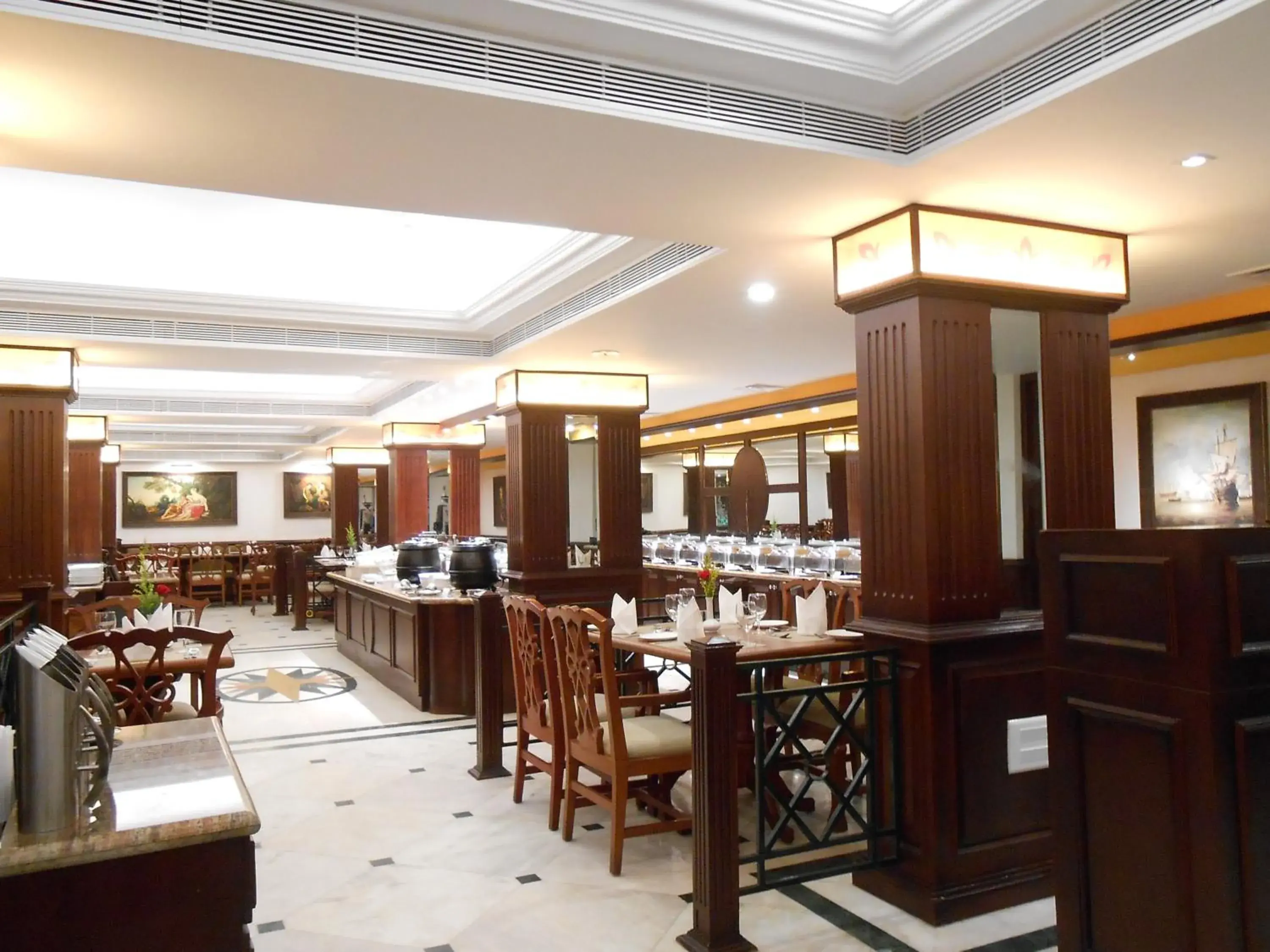 Restaurant/places to eat in The South Park Hotel Restaurant/places to eat in The South Park Hotel