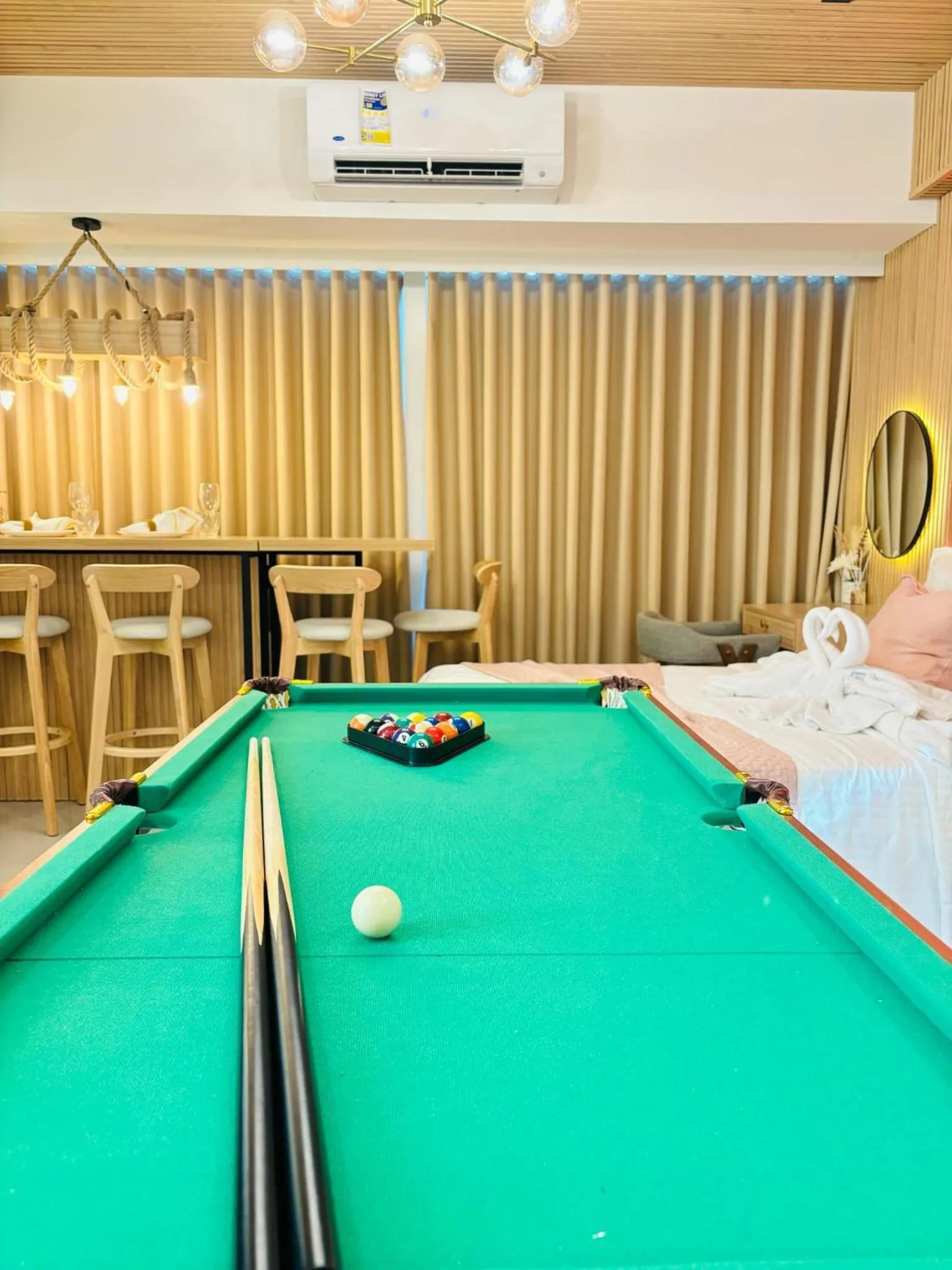 Billiard in Holiday Escape Philippines