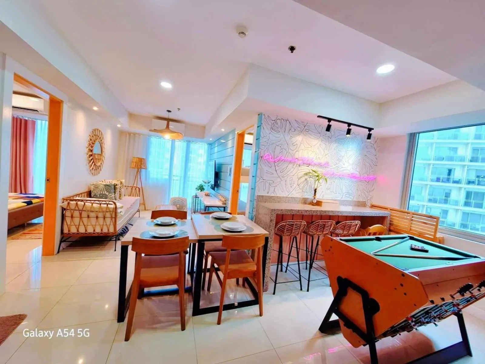 Bed in Holiday Escape Philippines