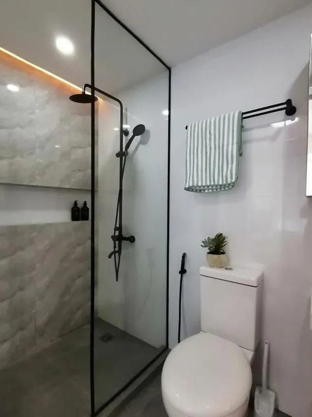 Bathroom in Holiday Escape Philippines