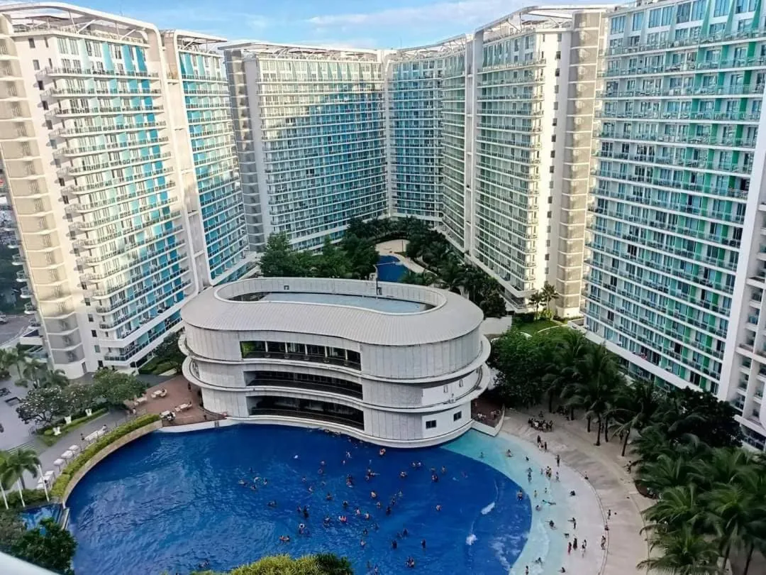 Property building in Holiday Escape Philippines