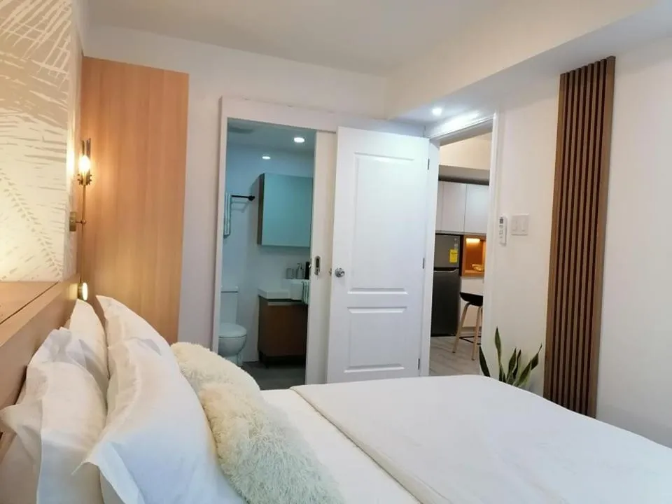 Bed in Holiday Escape Philippines