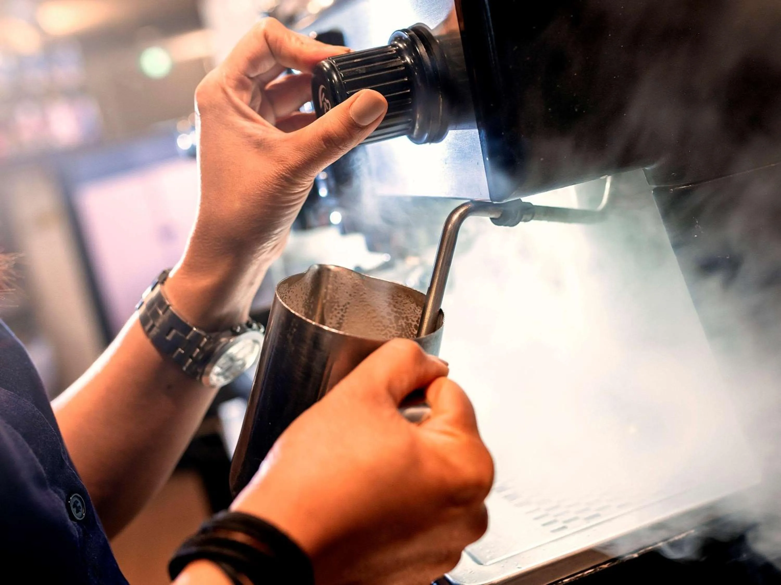 Lounge or bar in ibis Styles Canberra