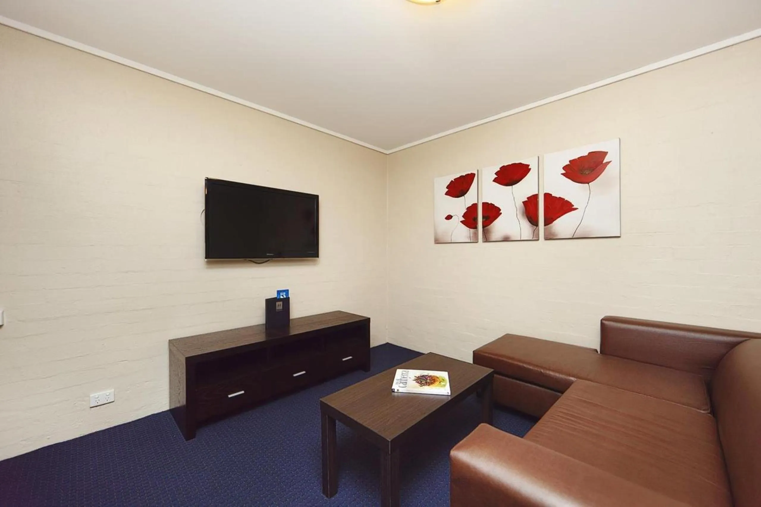 Living room in ibis Styles Canberra