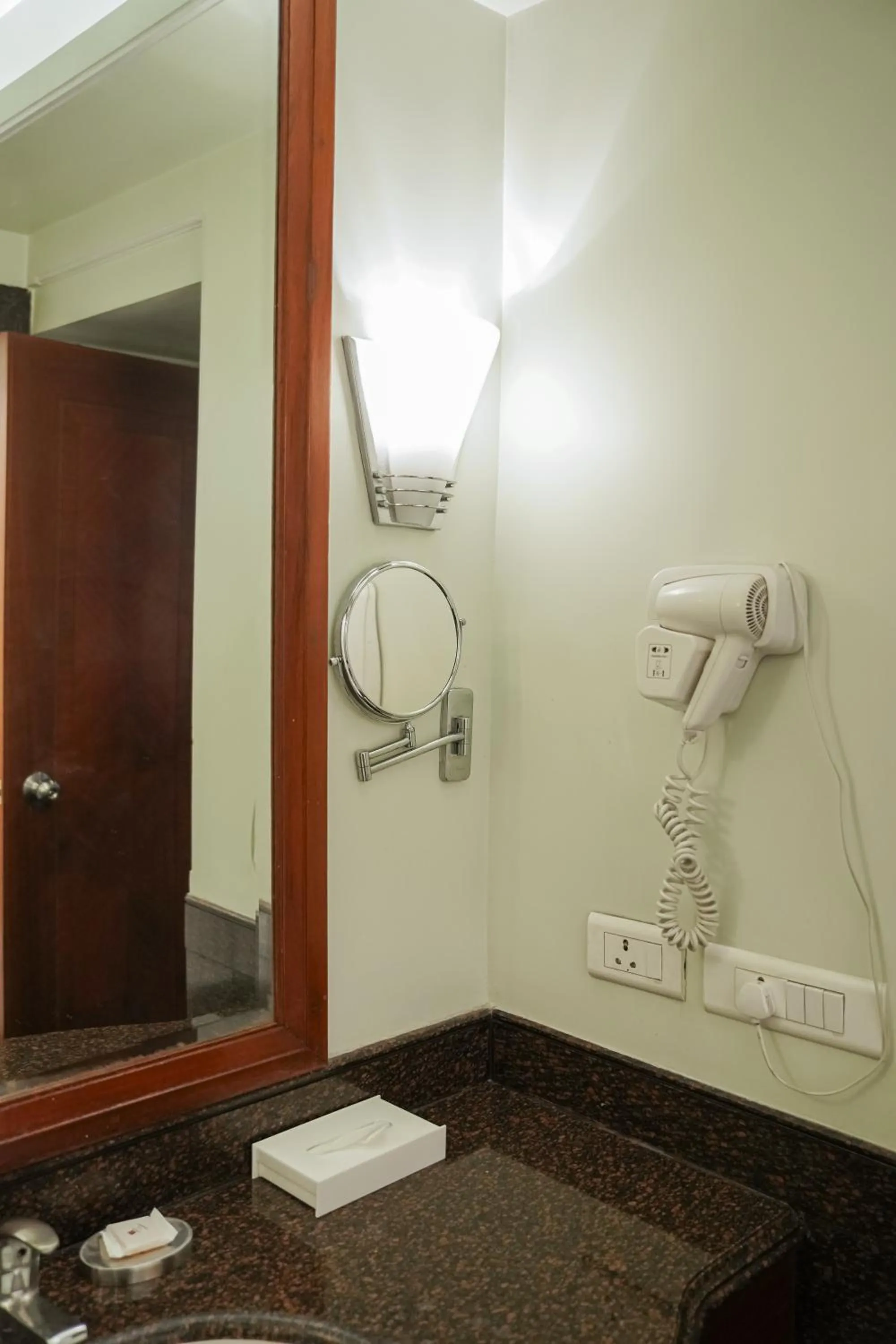 hair dryier in Clarion Bella Casa at Airport