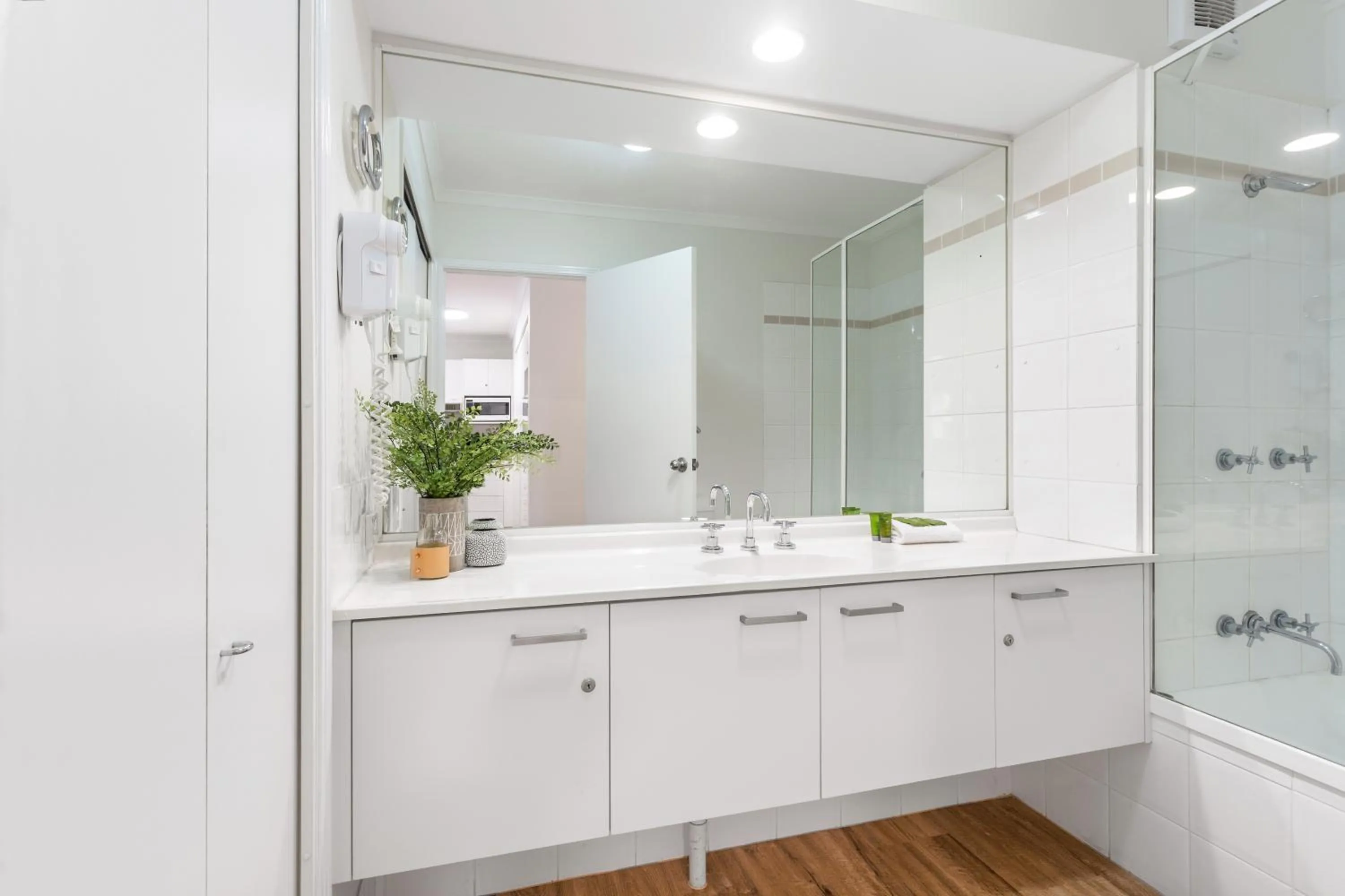 Bathroom in Sunset Cove Noosa