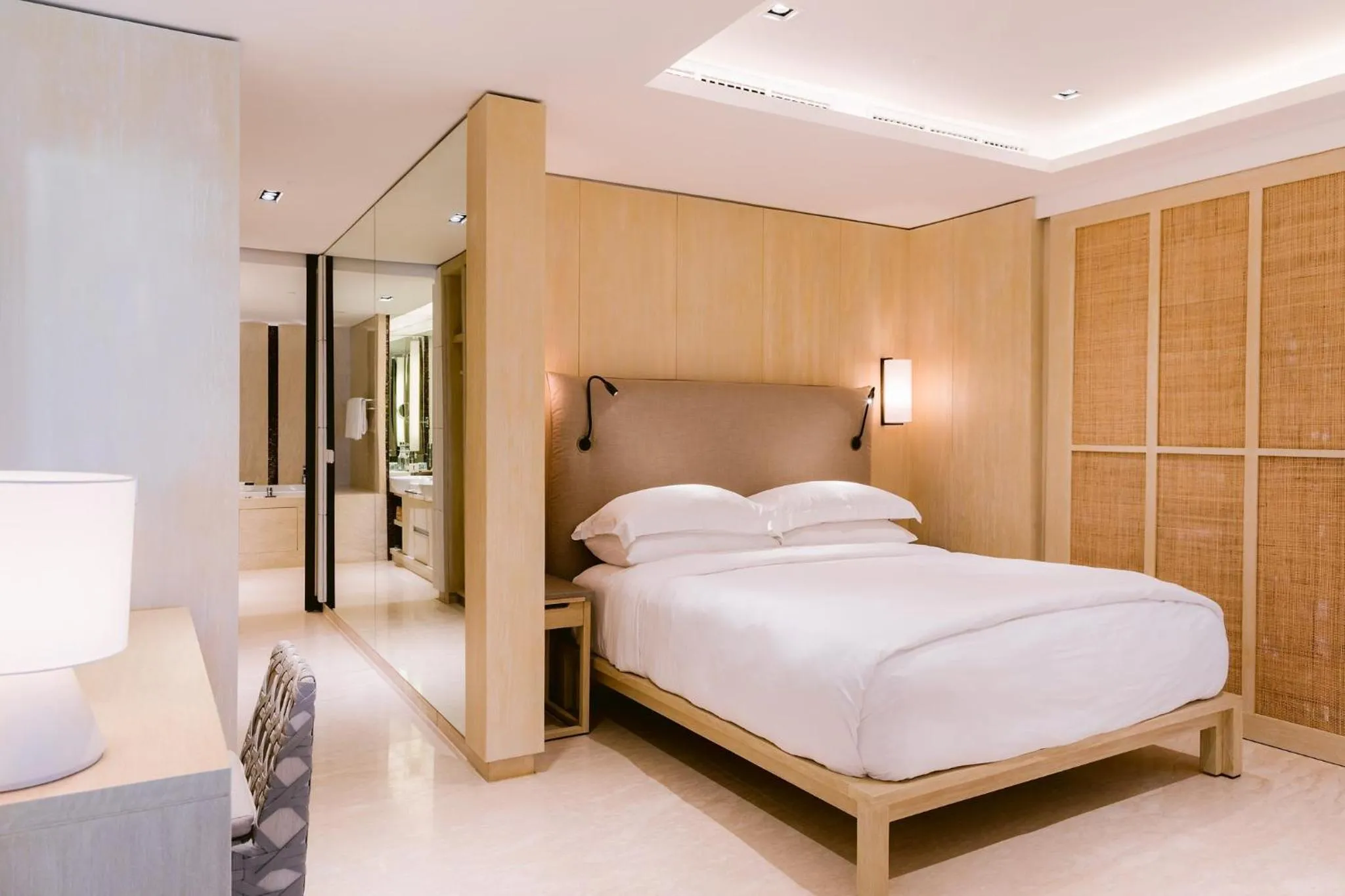 Photo of the whole room, Bed in COMO Uma Canggu